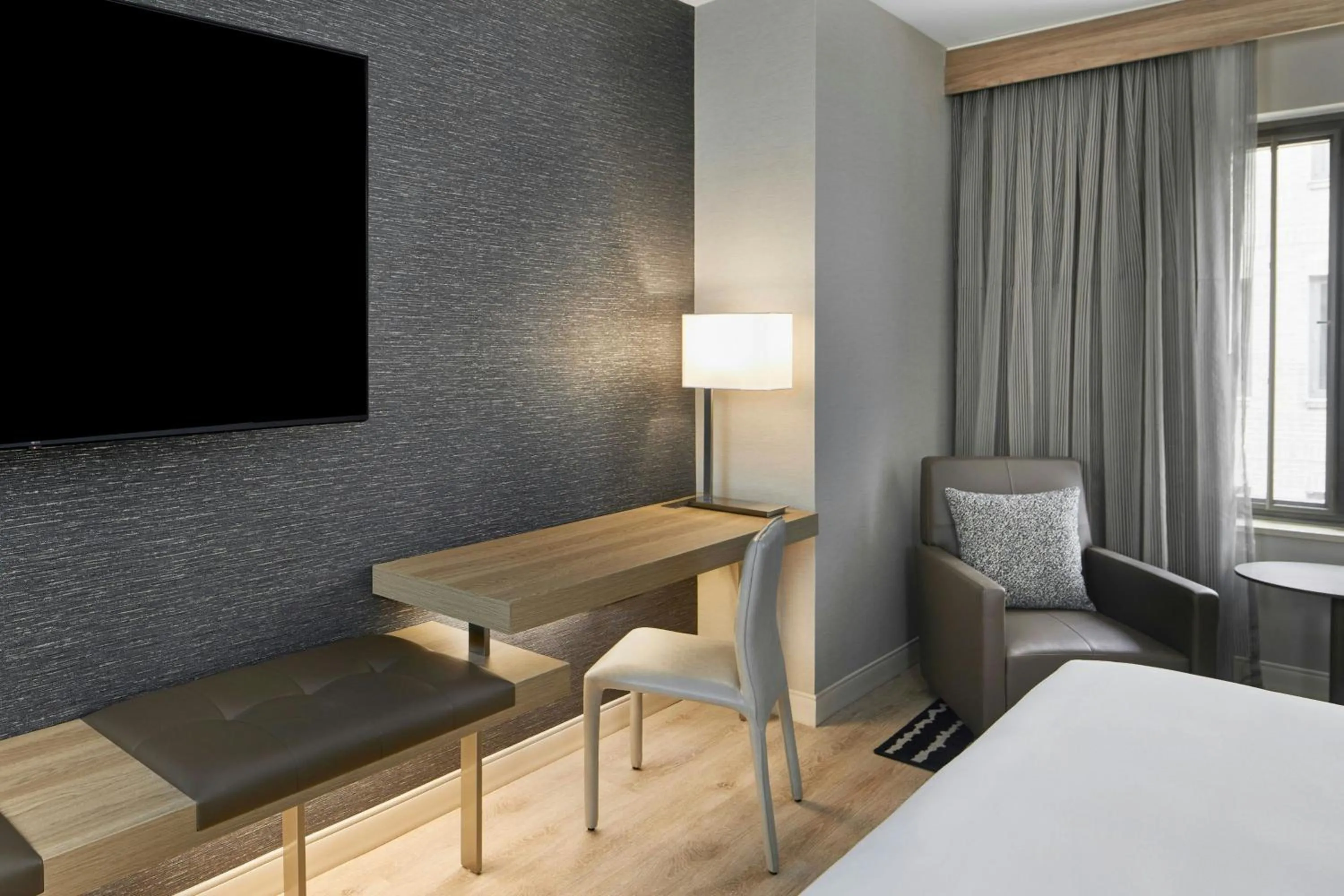 Photo of the whole room, Bed in AC Hotel Savannah Historic District