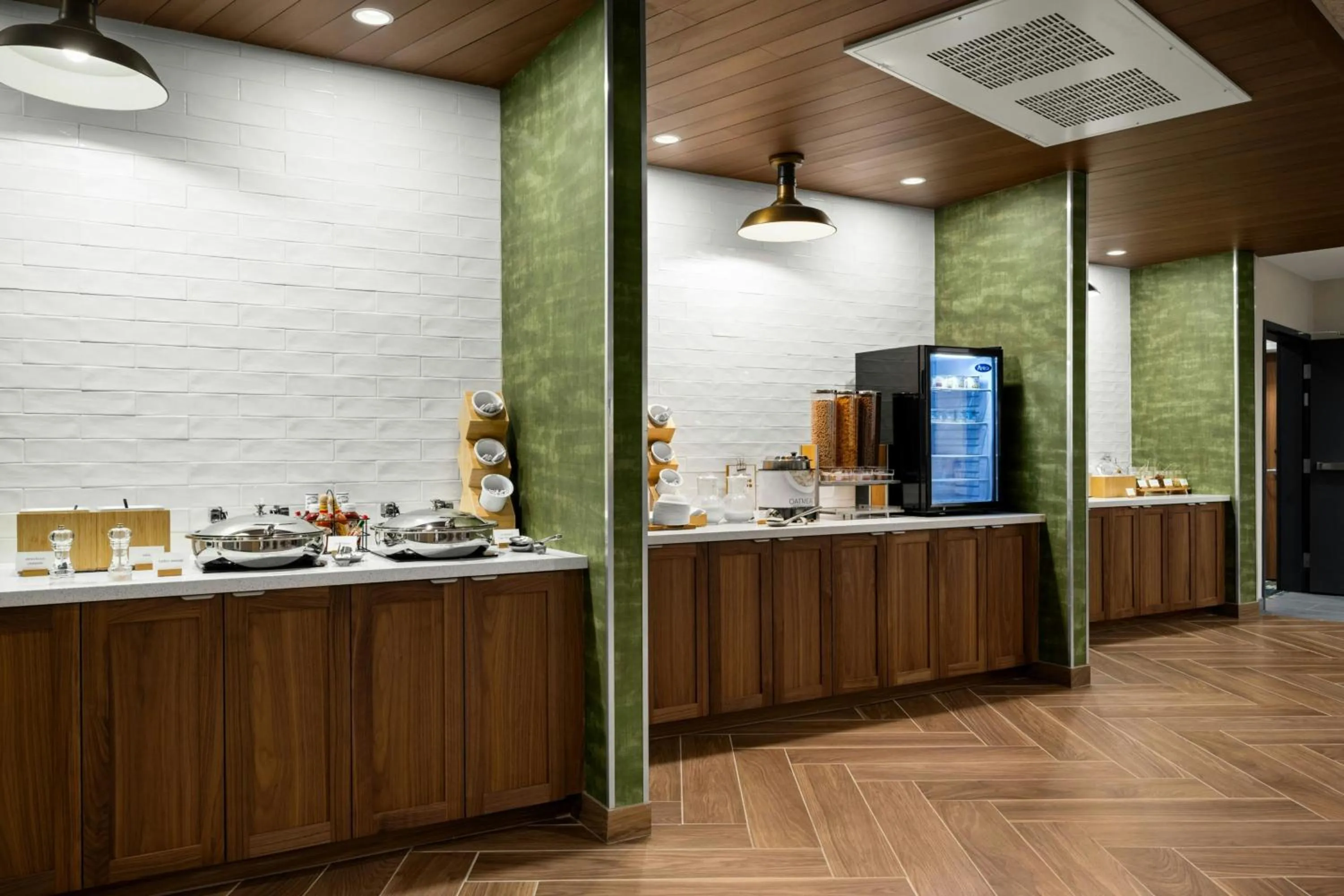 Breakfast in Fairfield Inn & Suites Livermore