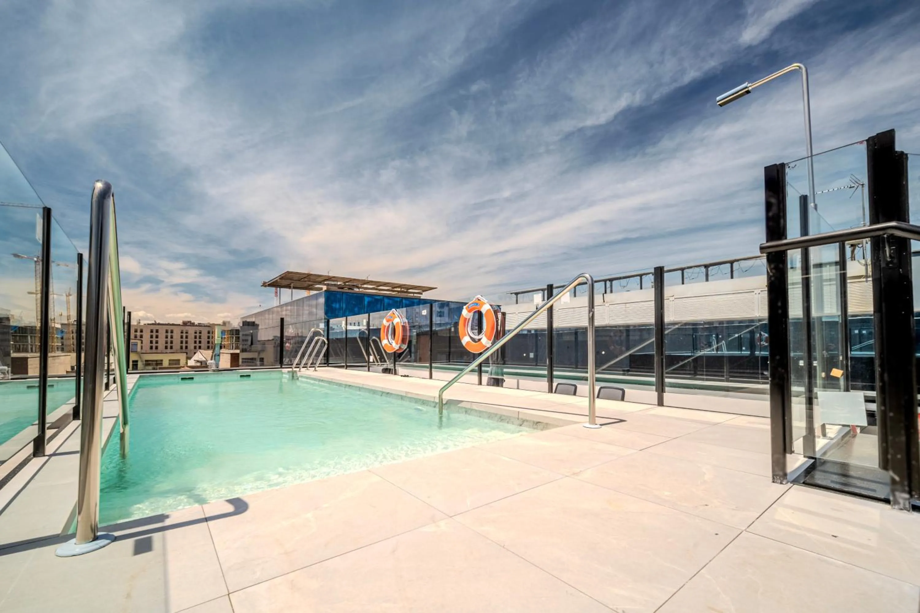 Swimming pool in ITC Madrid by Soho Boutique