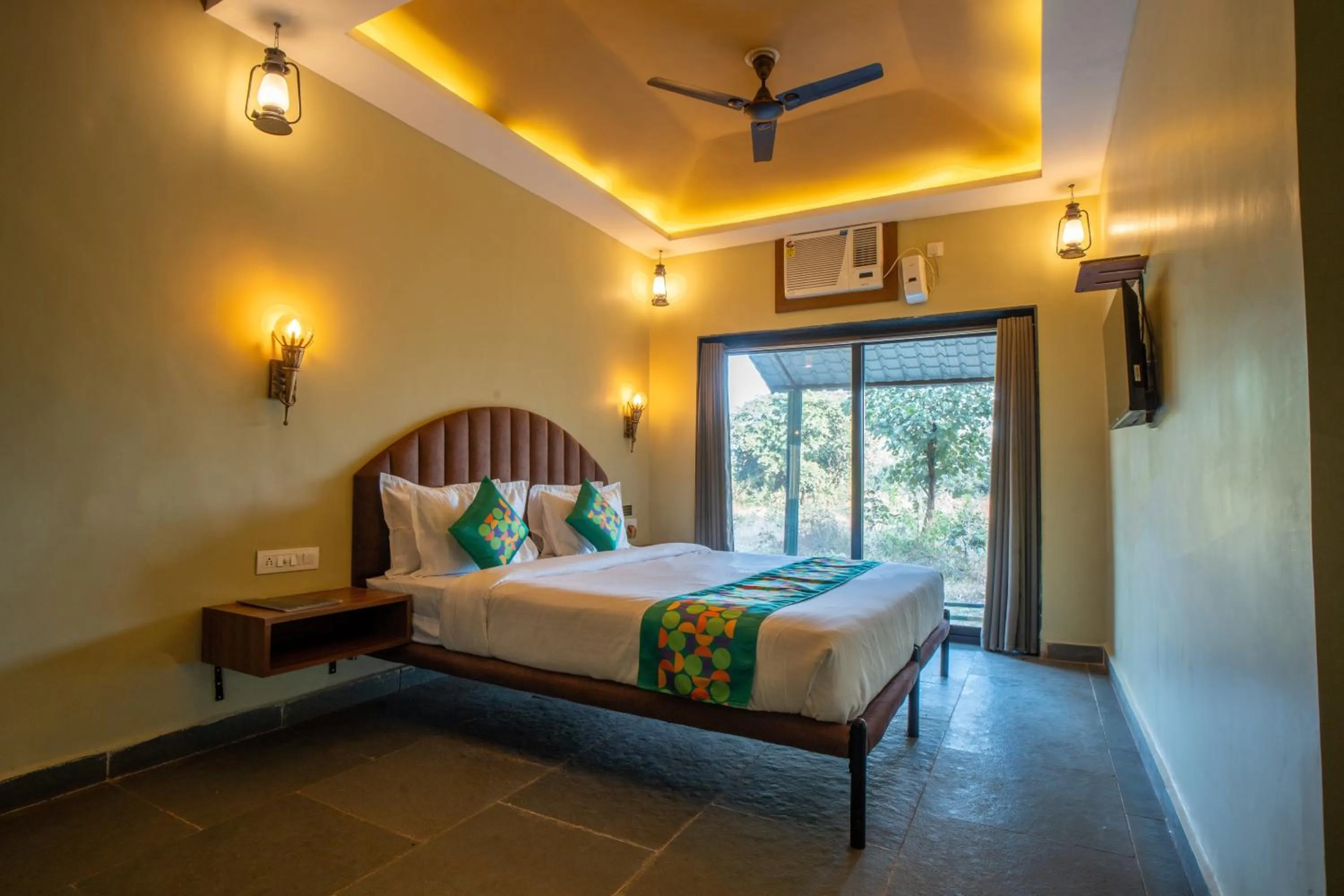 Bedroom, Bed in Treebo Premium Mowgli's Den, Pench