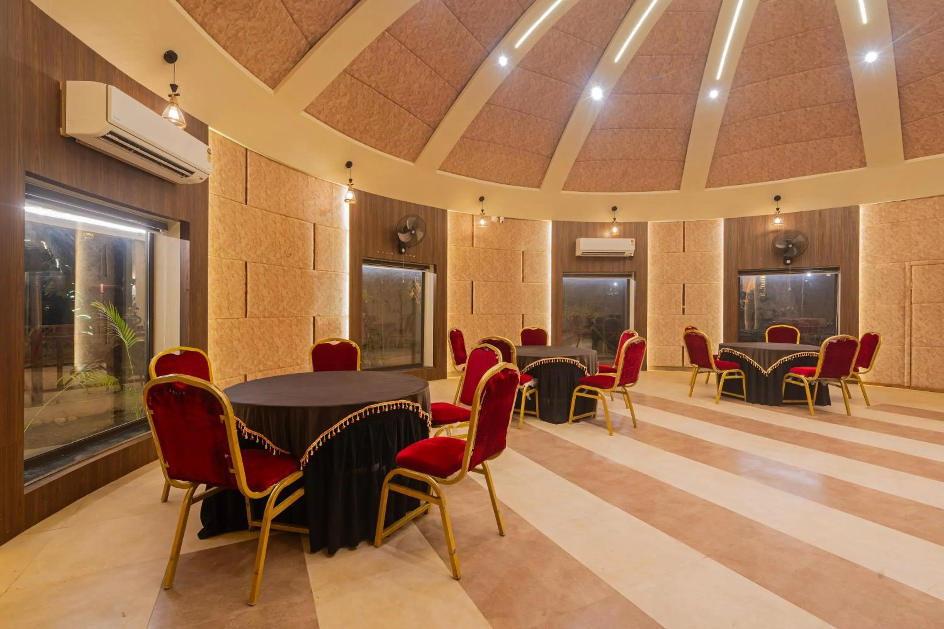 Meeting/conference room in Treebo Premium Mowgli's Den Pench with Swimming Pool