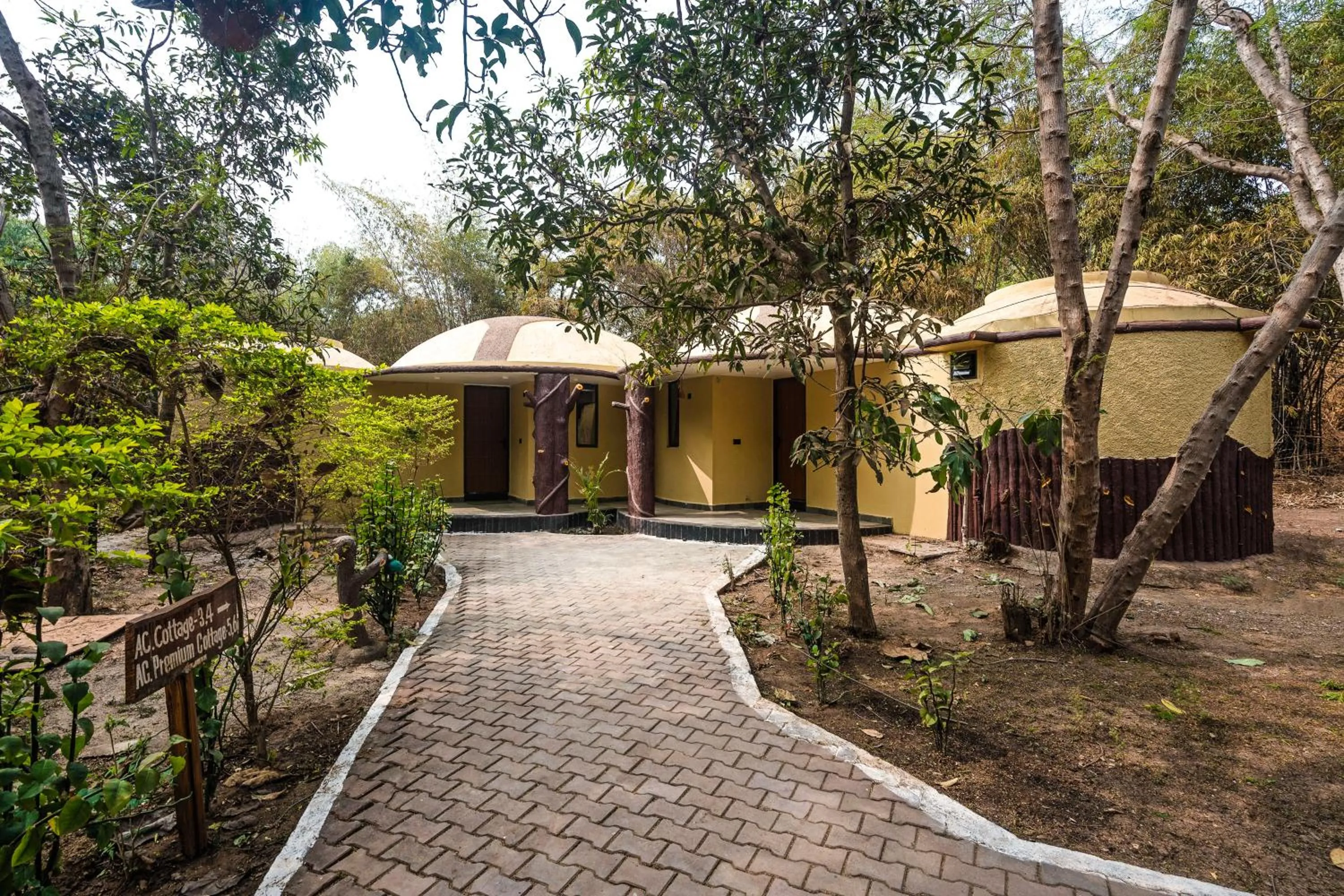 Property building in Treebo Premium Mowgli's Den Pench with Swimming Pool