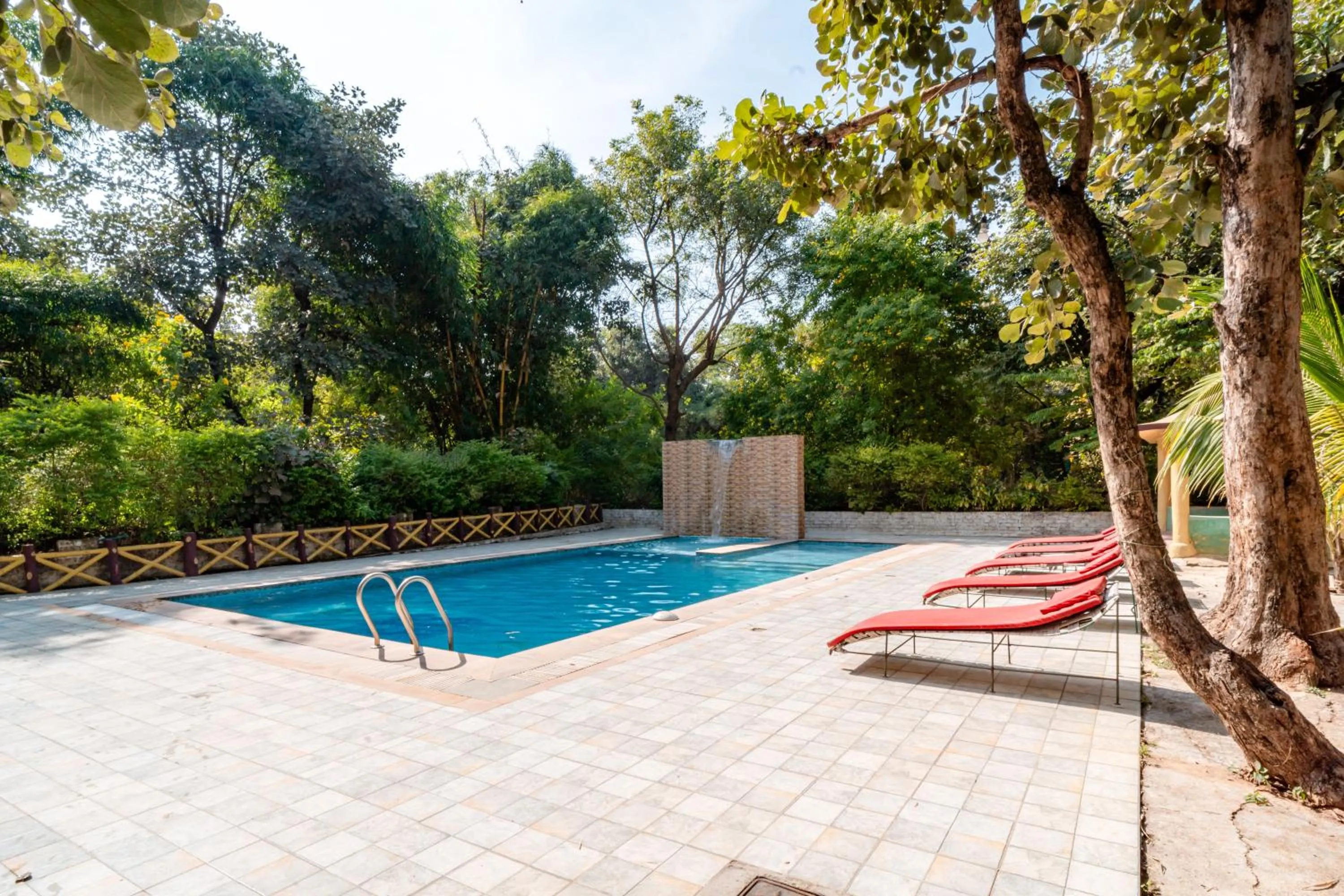 Swimming pool in Treebo Premium Mowgli's Den, Pench