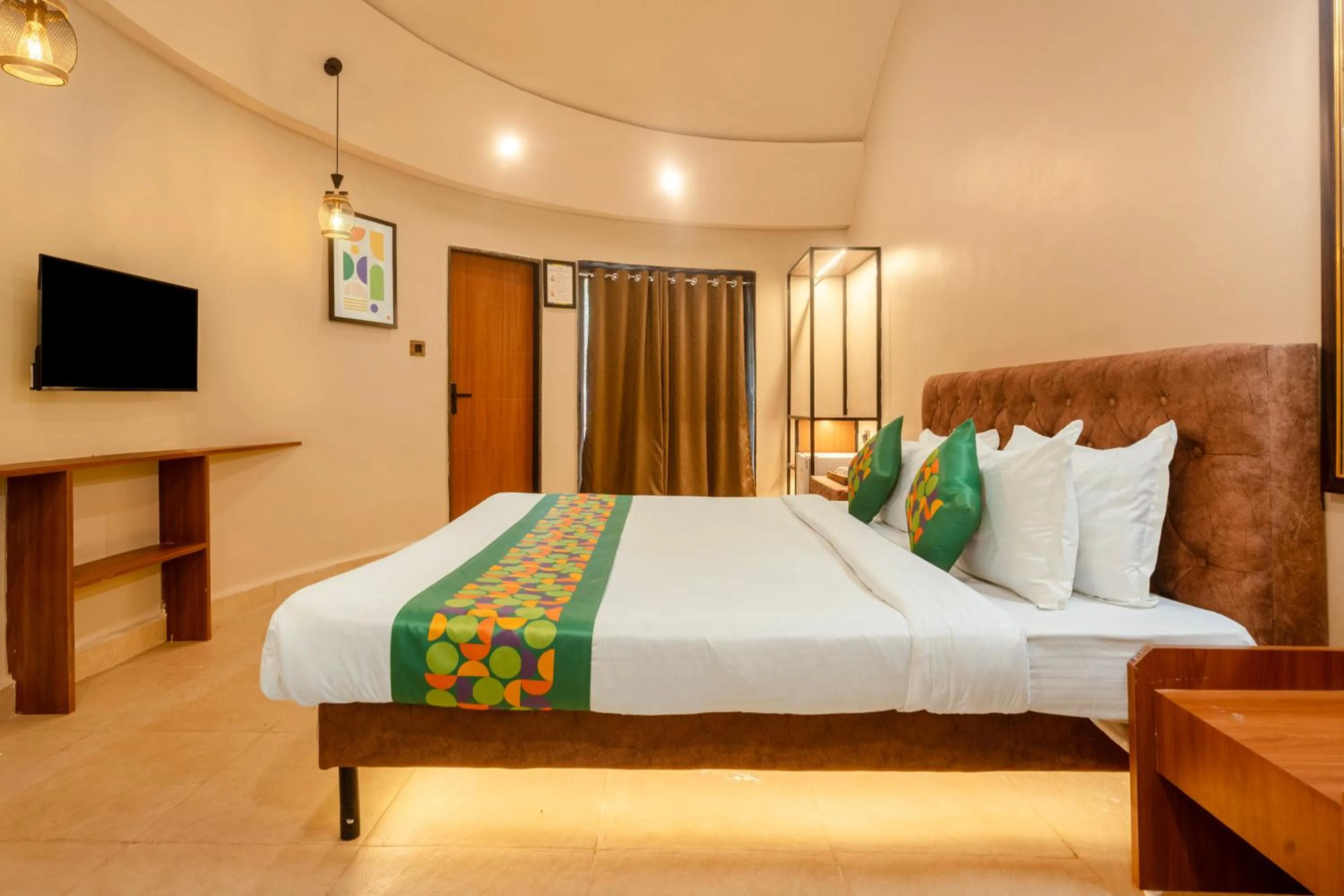 Bedroom, Bed in Treebo Premium Mowgli's Den Pench with Swimming Pool