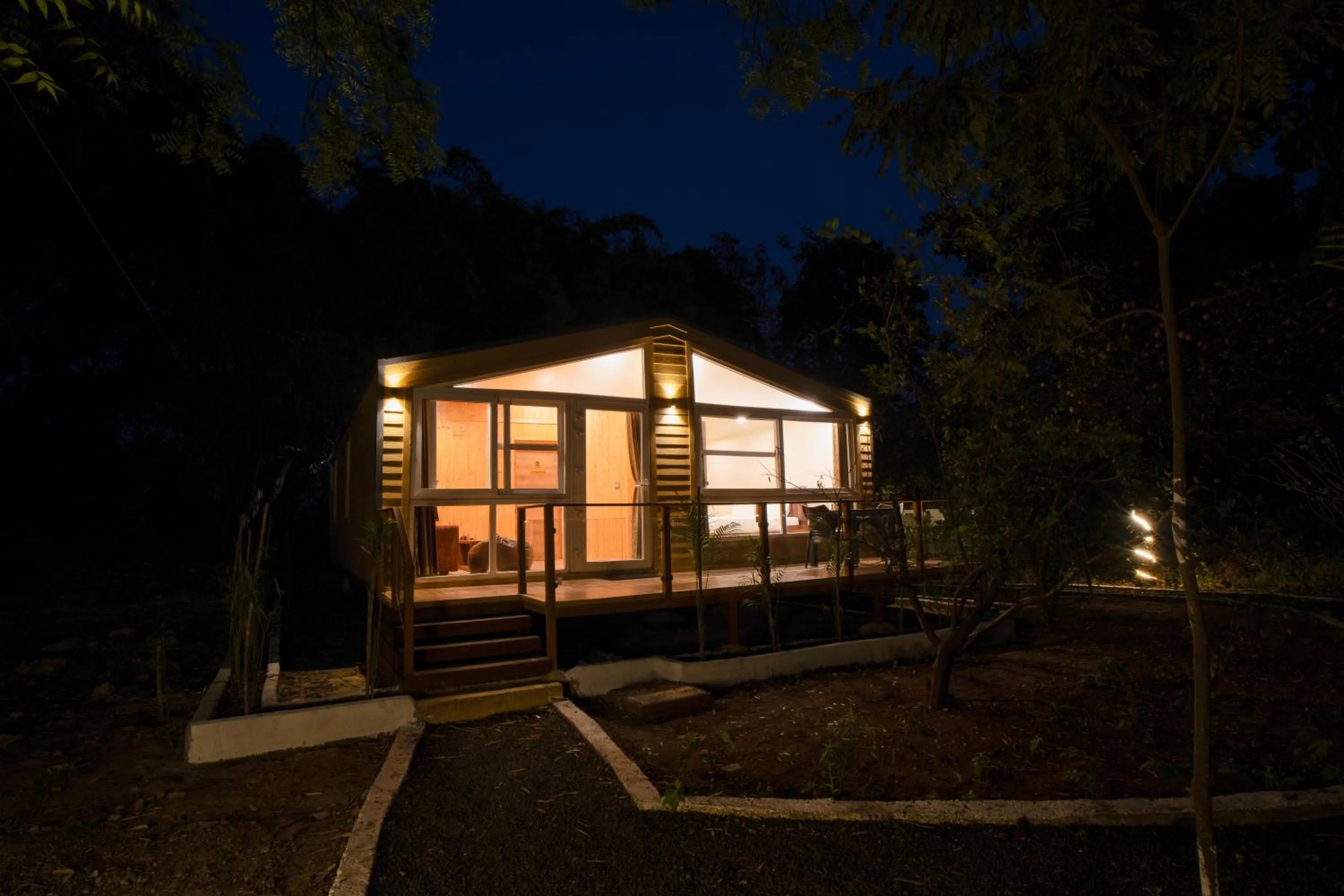 Facade/entrance in Treebo Premium Mowgli's Den, Pench