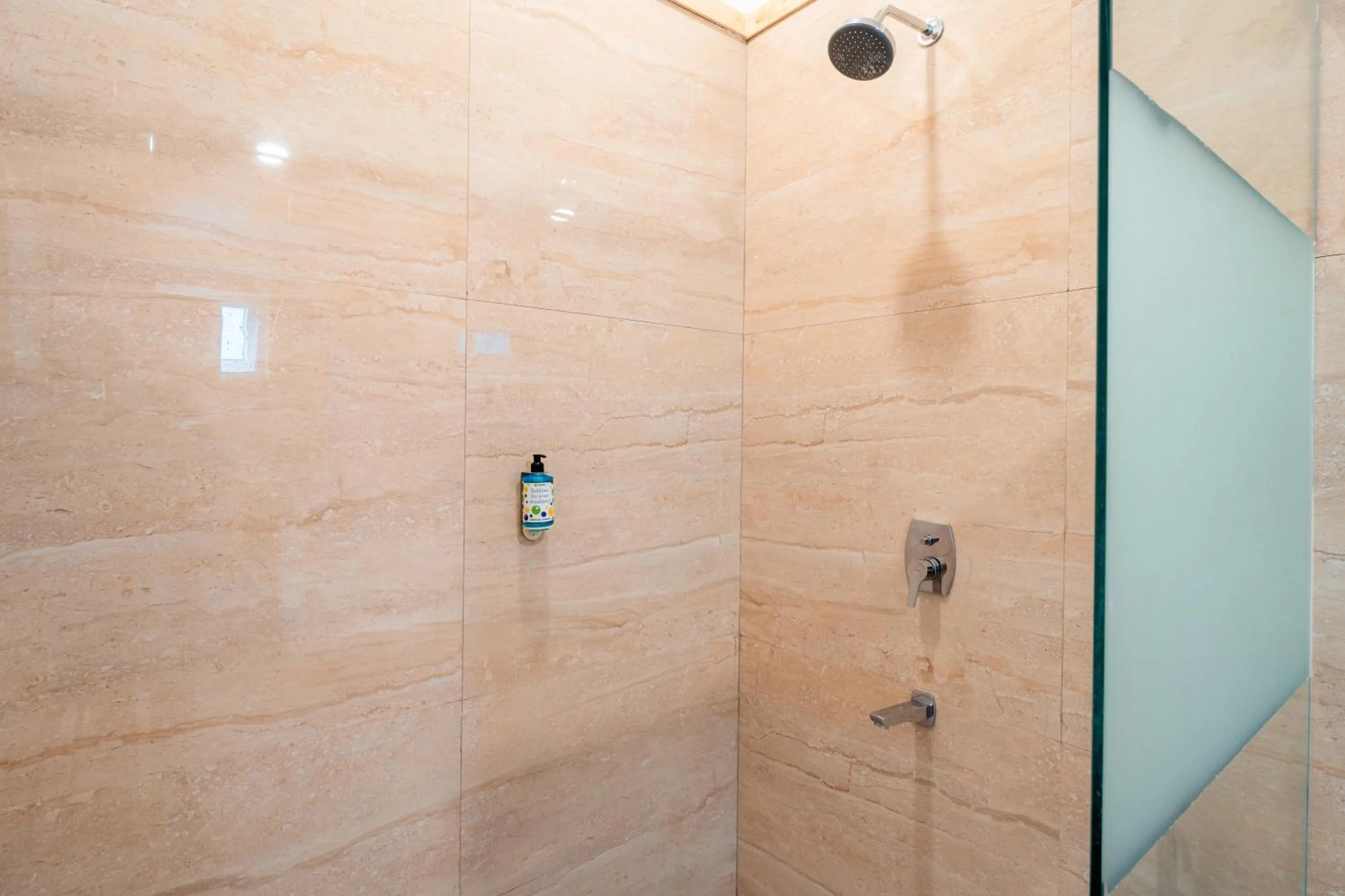 Bathroom in Treebo Premium Mowgli's Den, Pench