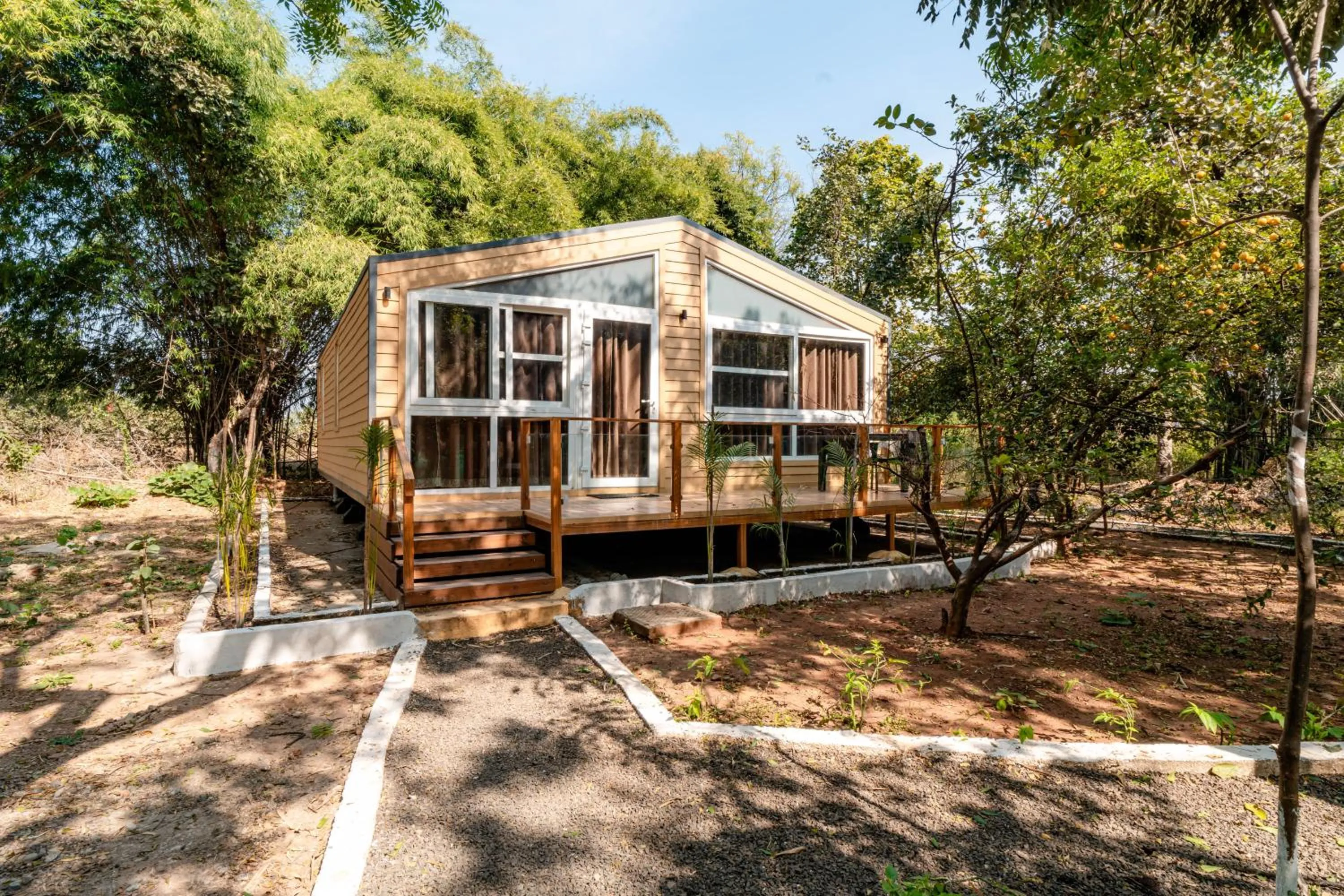 Facade/entrance in Treebo Premium Mowgli's Den, Pench