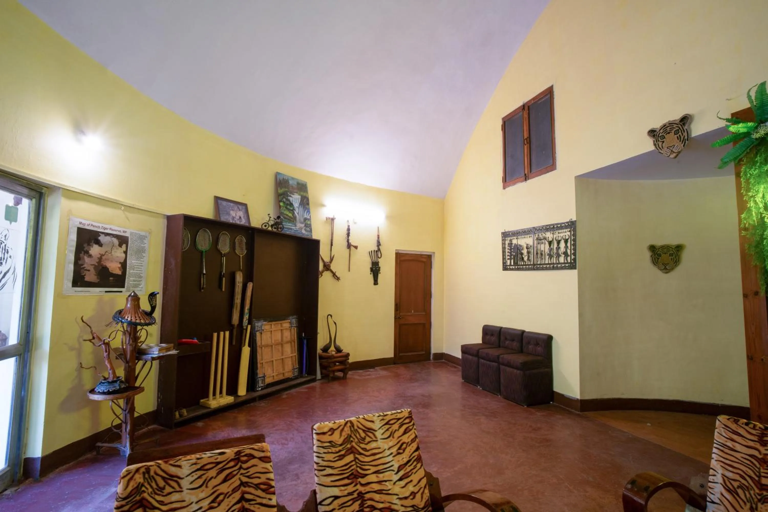 Living room in Treebo Premium Mowgli's Den, Pench