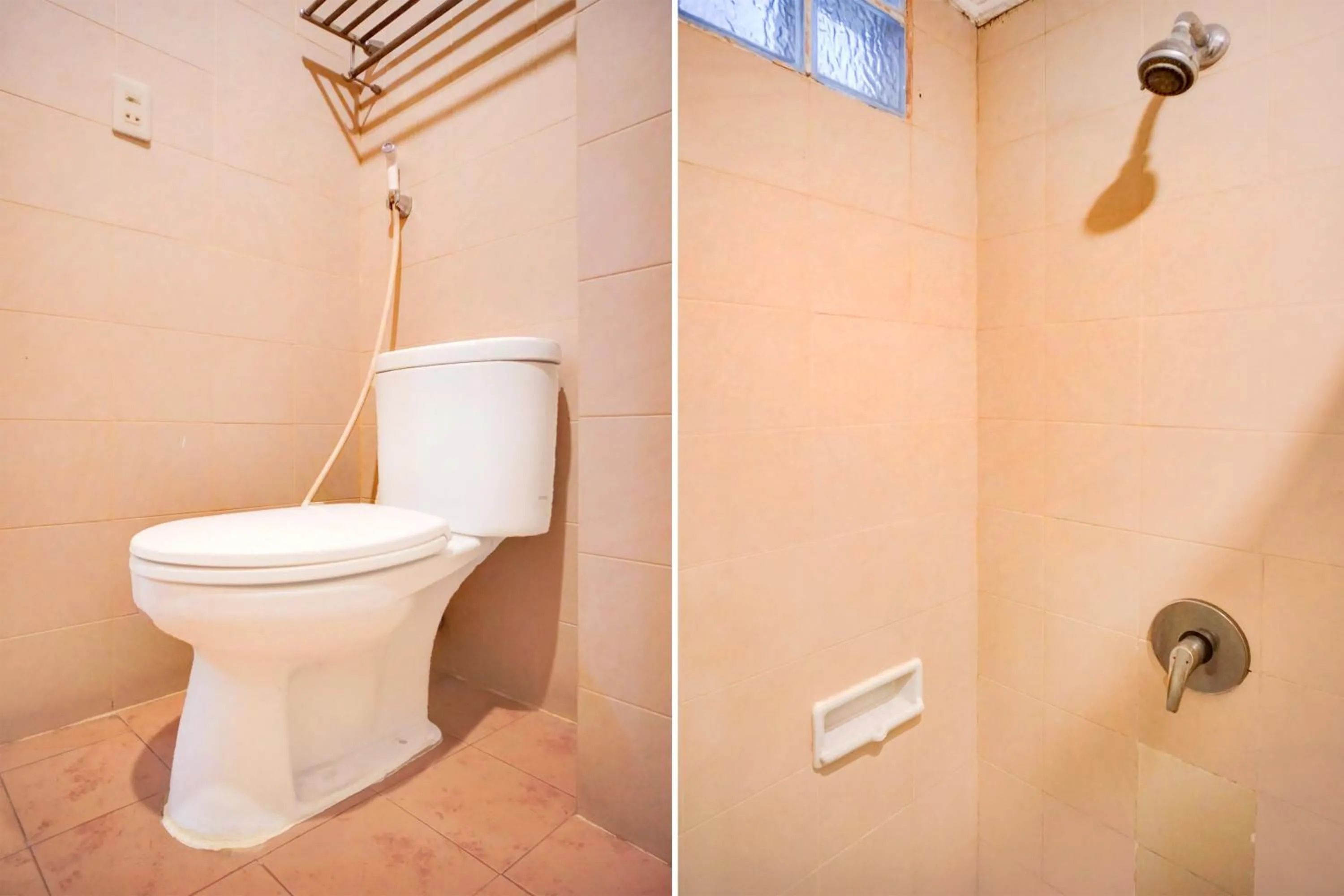 Bathroom in Collection O Peunayong Near Masjid Raya Baiturrahman Formerly Siwah Hotel