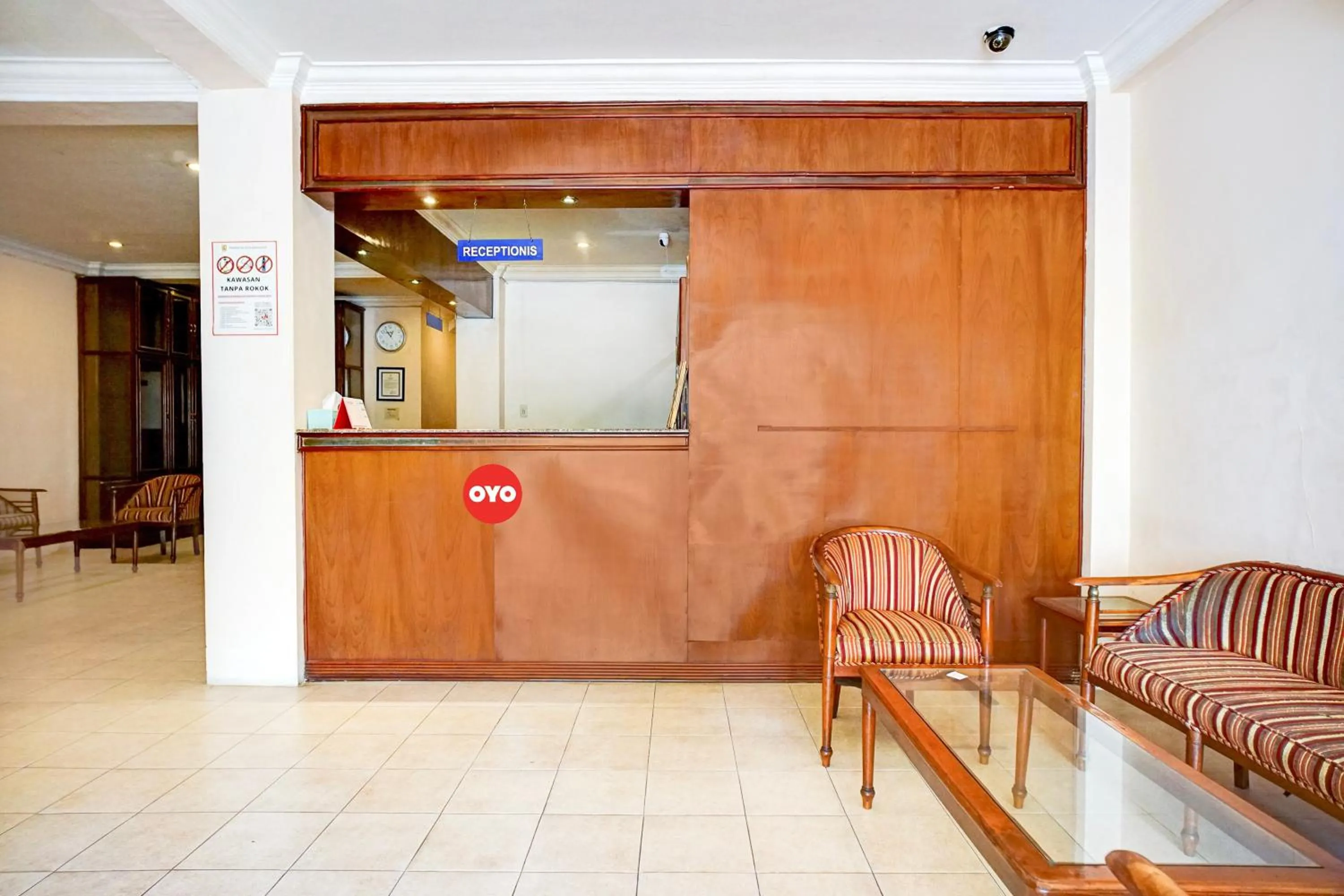 Lobby or reception in Collection O Peunayong Near Masjid Raya Baiturrahman Formerly Siwah Hotel