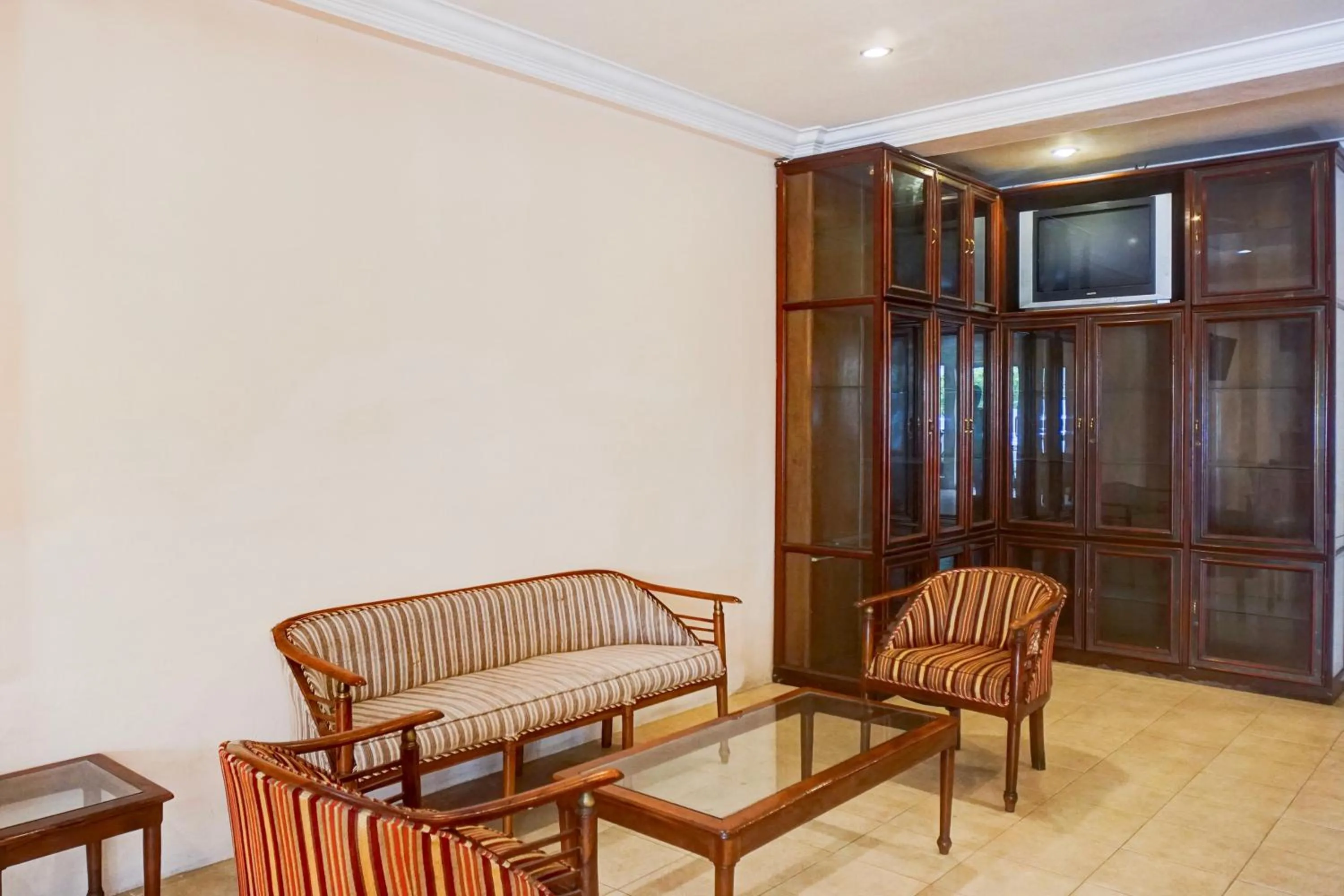 Lobby or reception in Collection O Peunayong Near Masjid Raya Baiturrahman Formerly Siwah Hotel