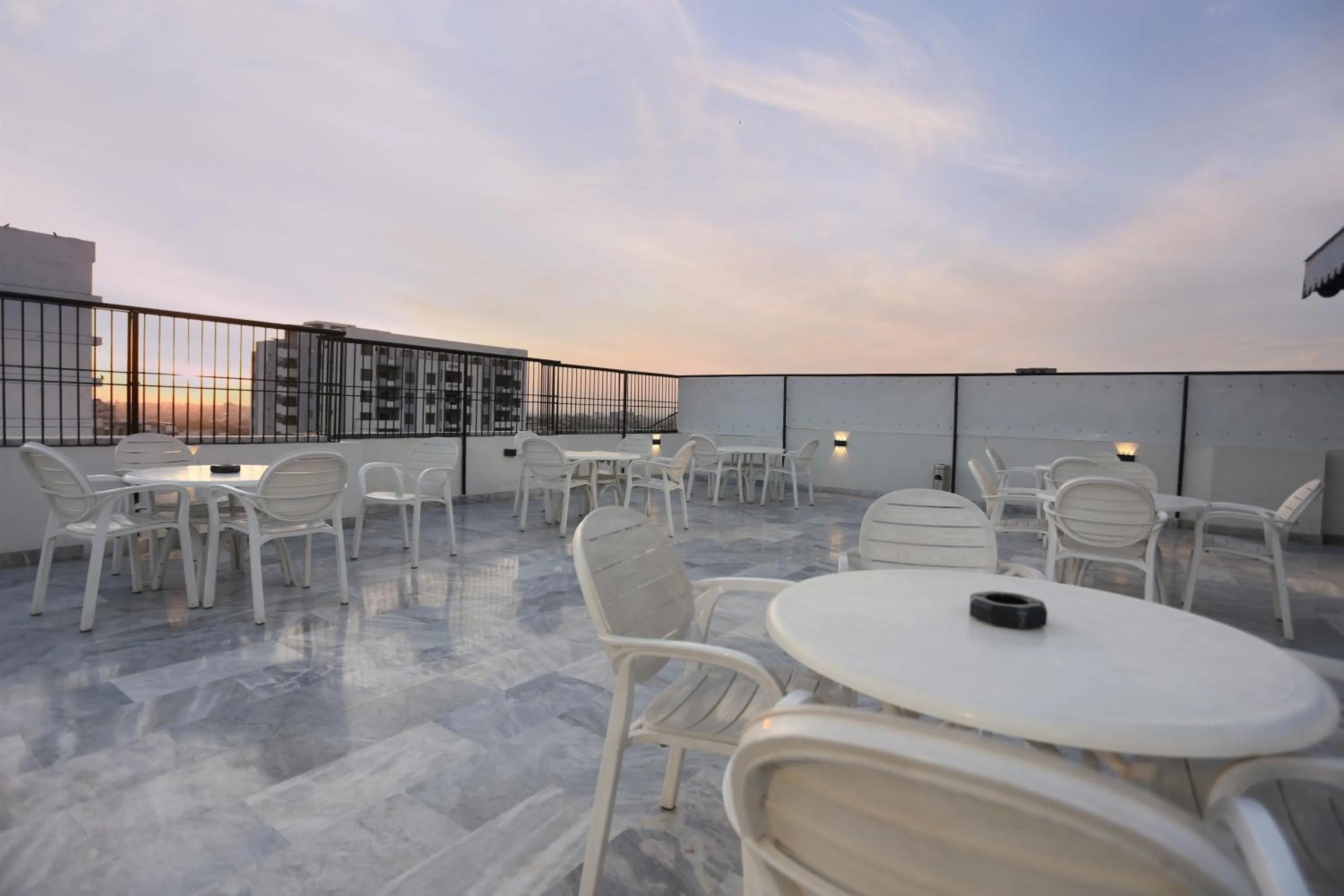 Balcony/Terrace in Hotel Pearl Inn