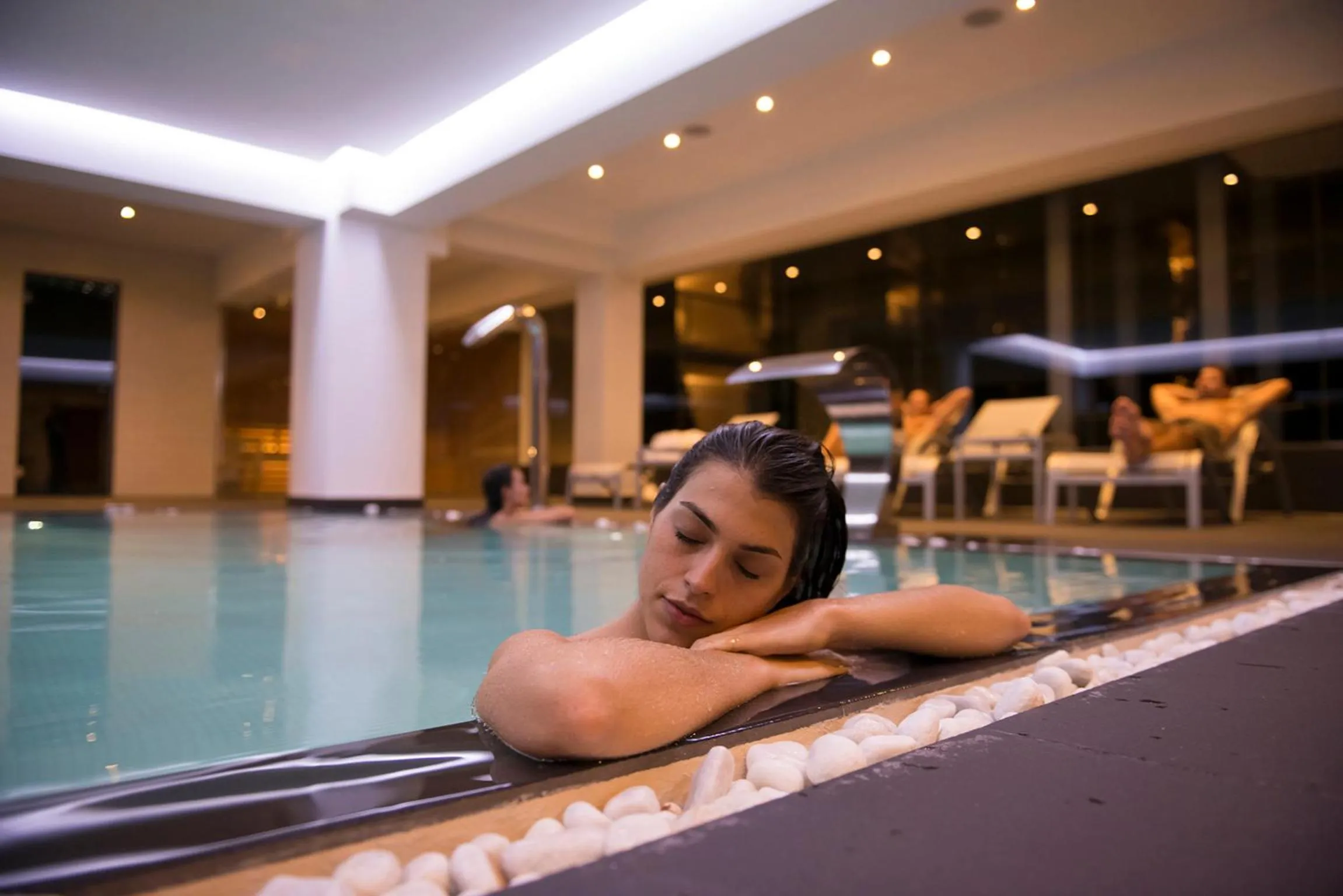 People in Las Gaviotas Suites Hotel & Spa