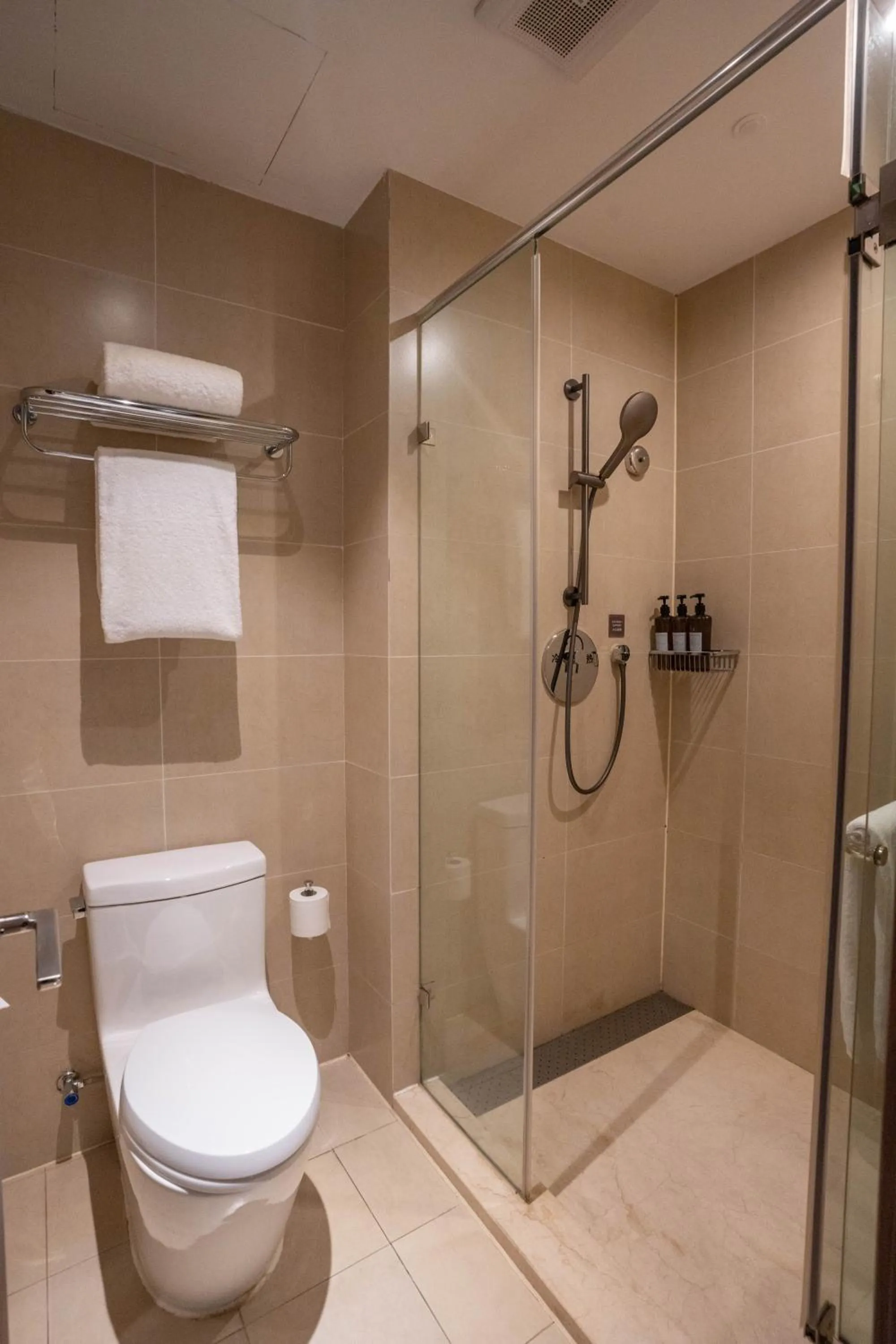 Hot Tub in Crystal Hotel Shanghai Lujiazui Oriental Pearl Tower