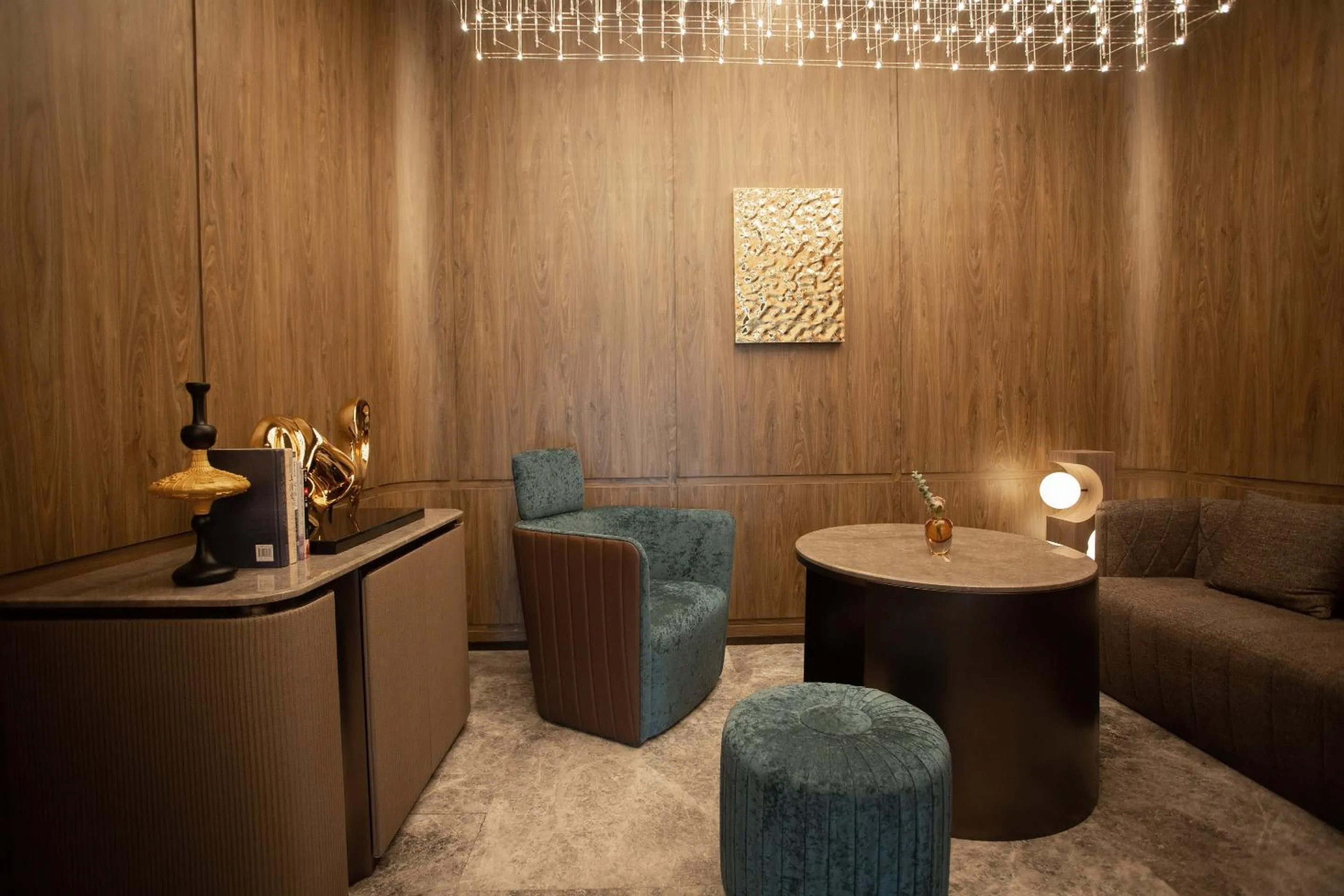 Seating area in Crystal Hotel Shanghai Lujiazui Oriental Pearl Tower