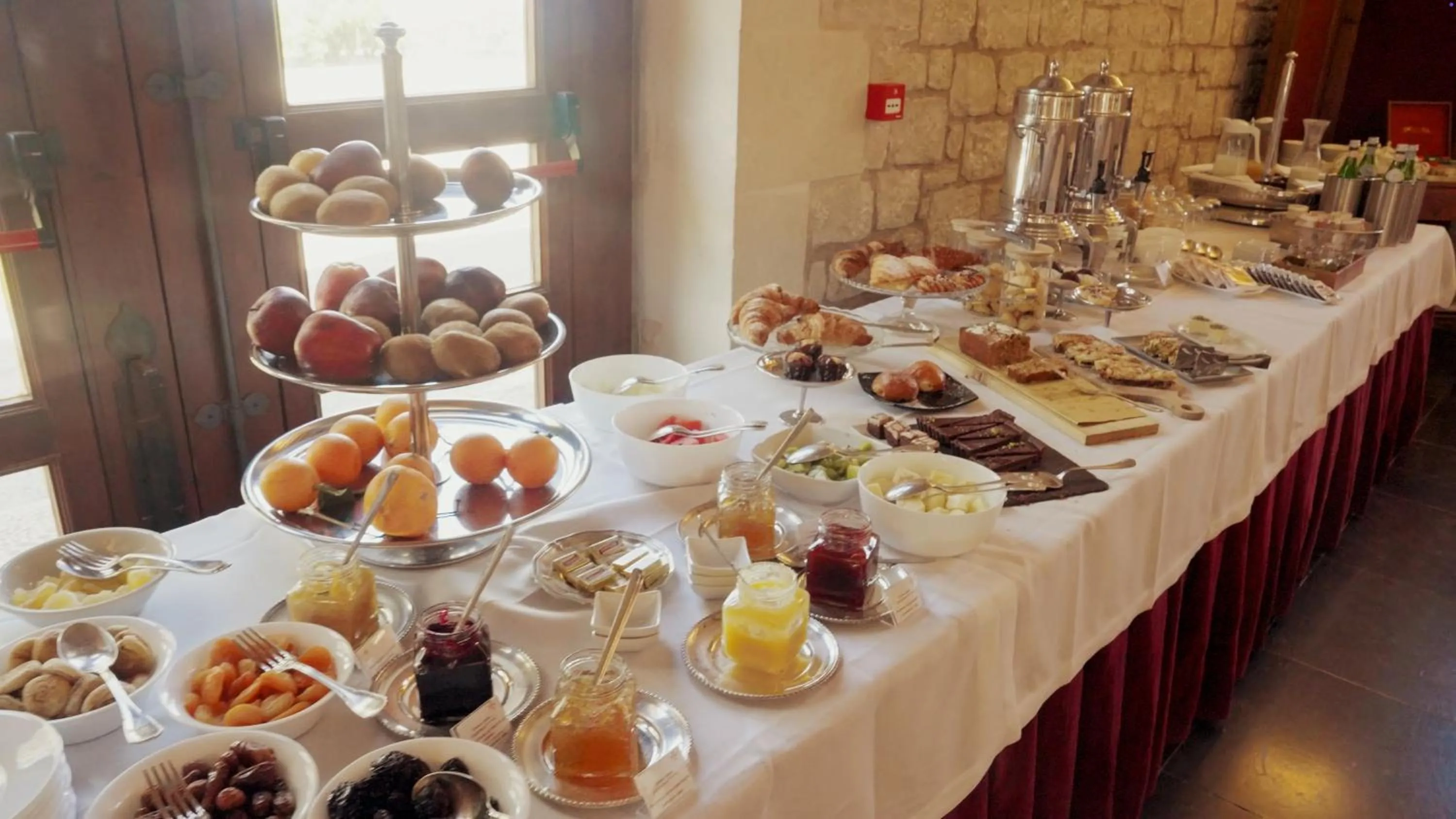 Buffet breakfast in Eremo Della Giubiliana