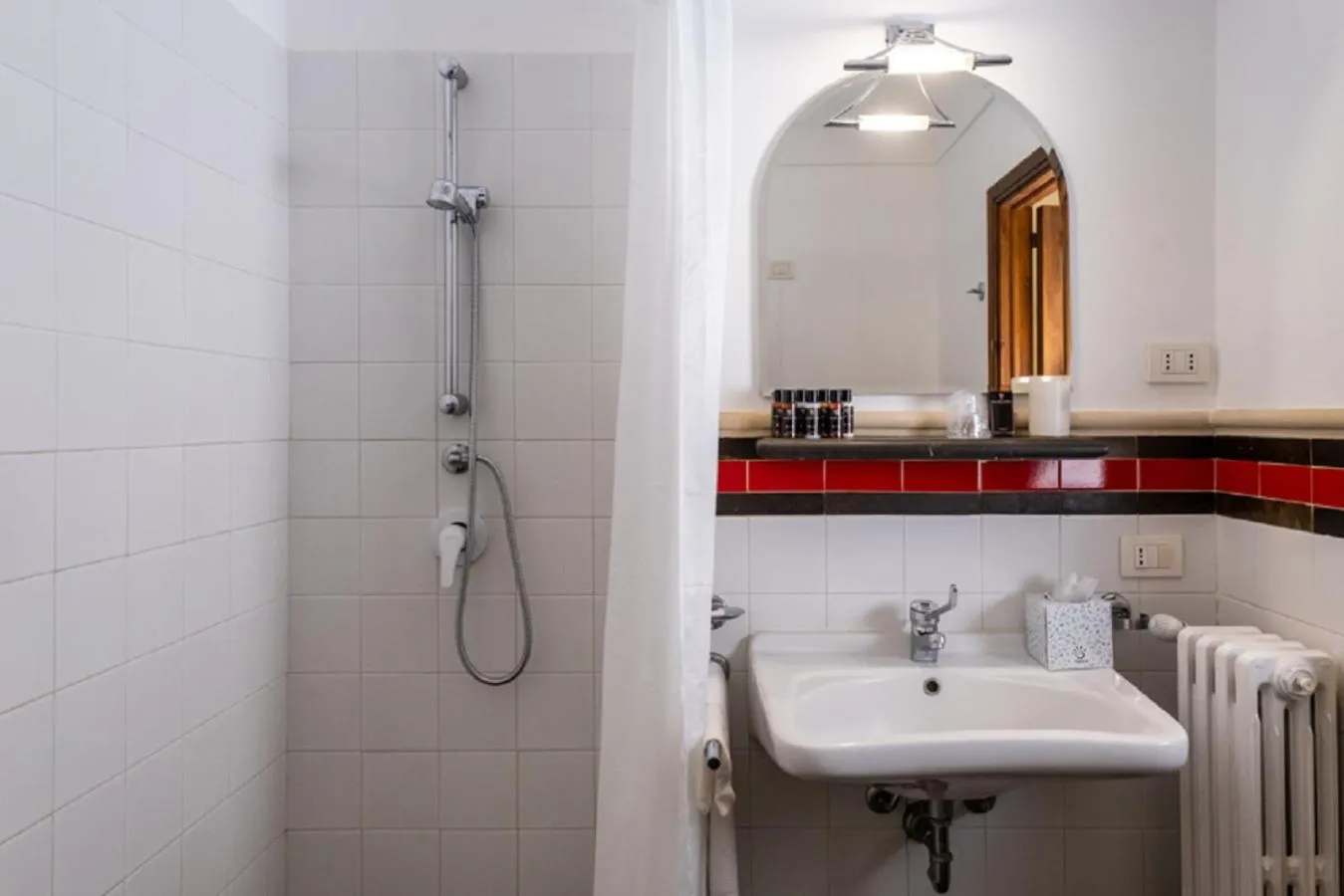 Bathroom in Eremo Della Giubiliana