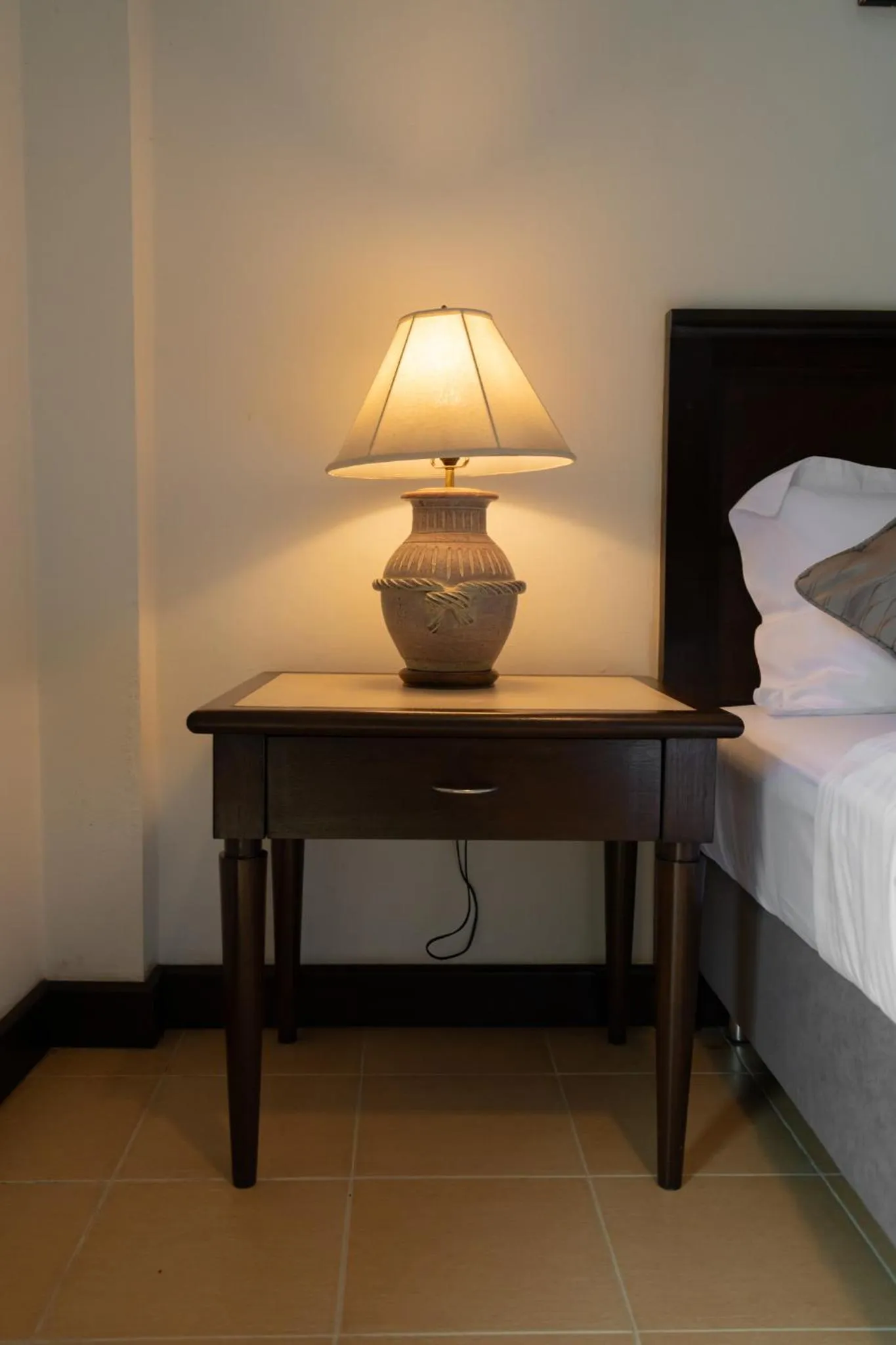 Bed in Tri's Miracle Apartment Kata