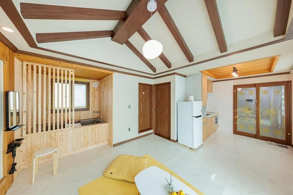 Gyeongju Helper pet Pension