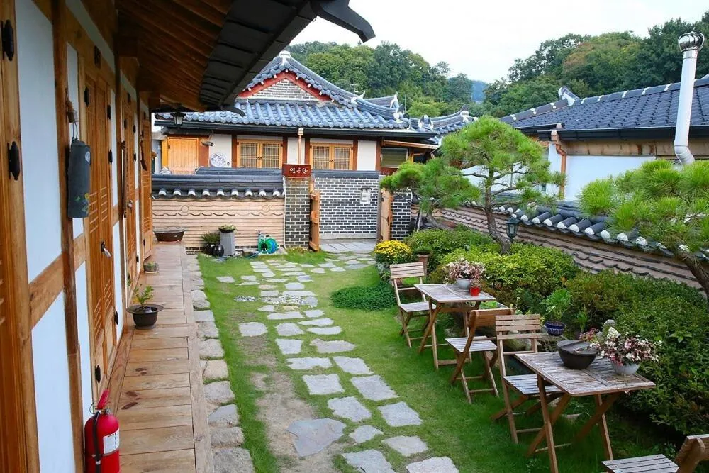 Jeonju Yeonwoodang Hanok Stay