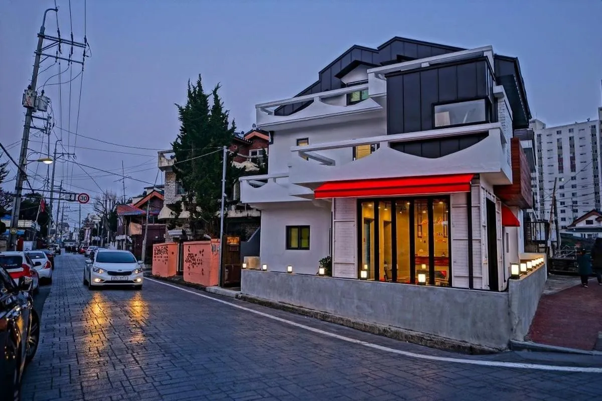 Gunsan Snoring Dalmong Guesthouse