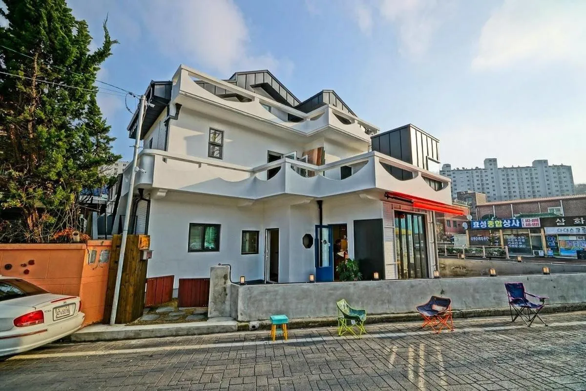 Gunsan Snoring Dalmong Guesthouse