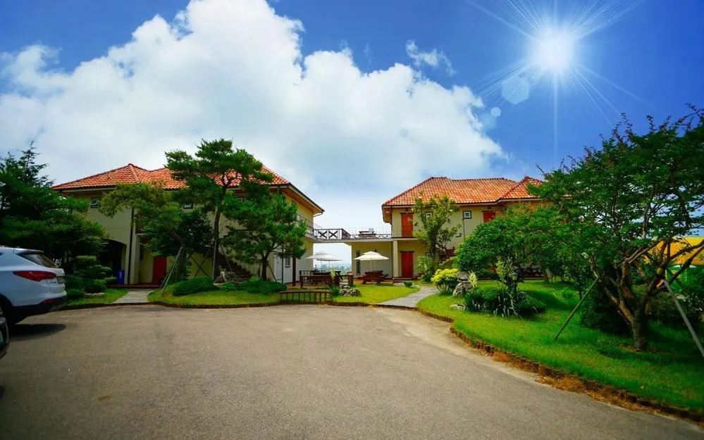 Buan Ravich pet Friendly Pension