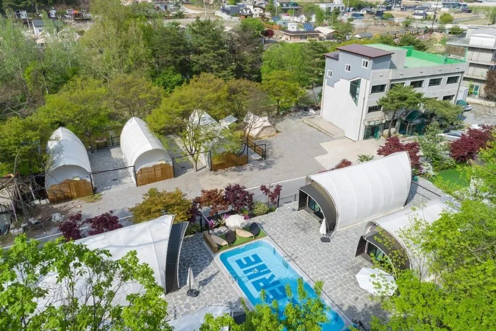 Gapyeong Ruchaerun Glamping