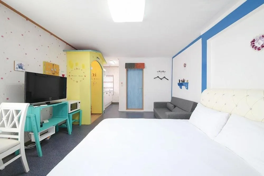 Bed in Gangneung Maison de Rose