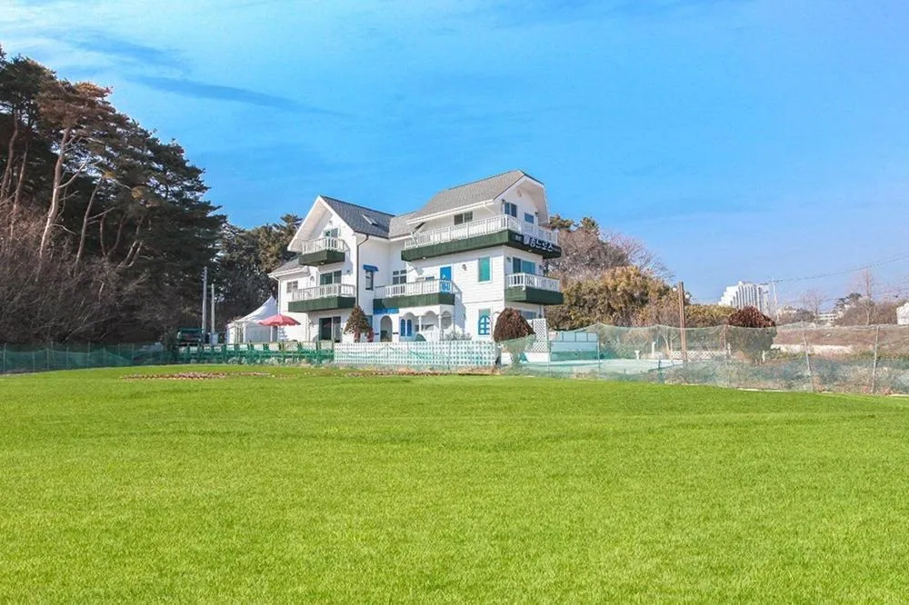 Gangneung Maison de Rose