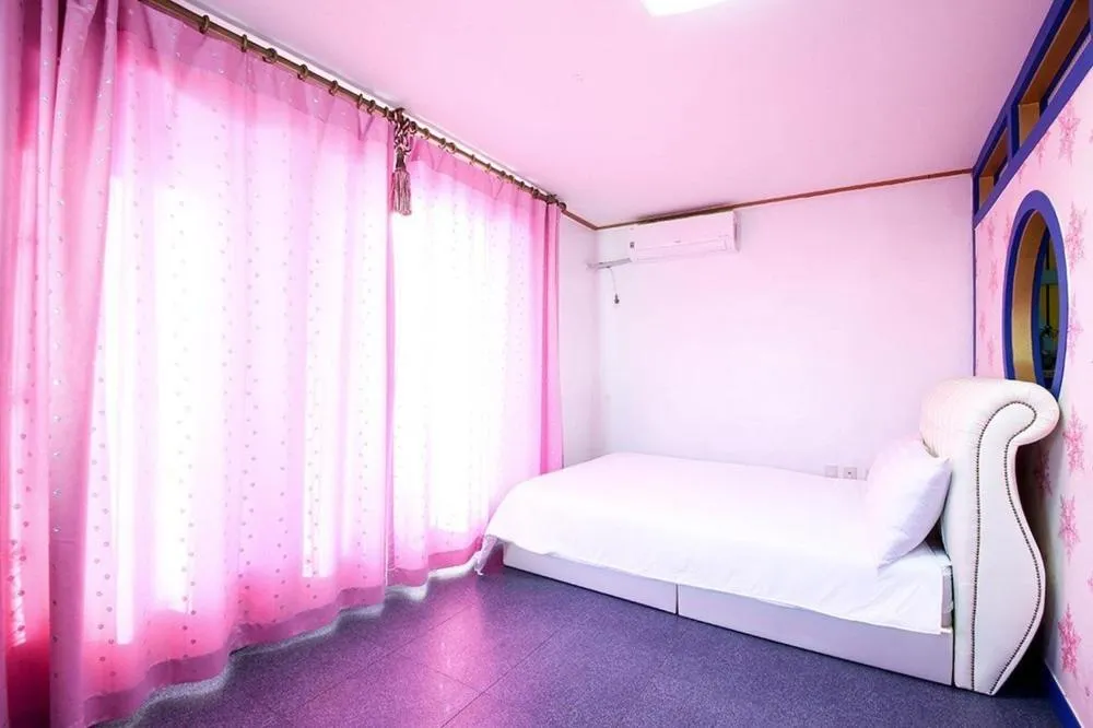 Bed in Gangneung Maison de Rose