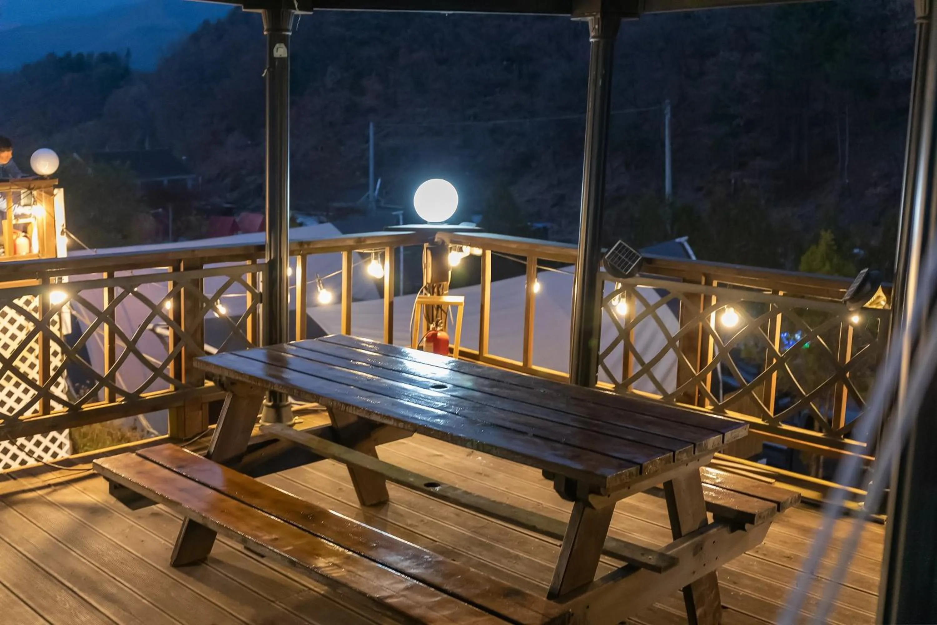 Jade Byeolbit Caravan