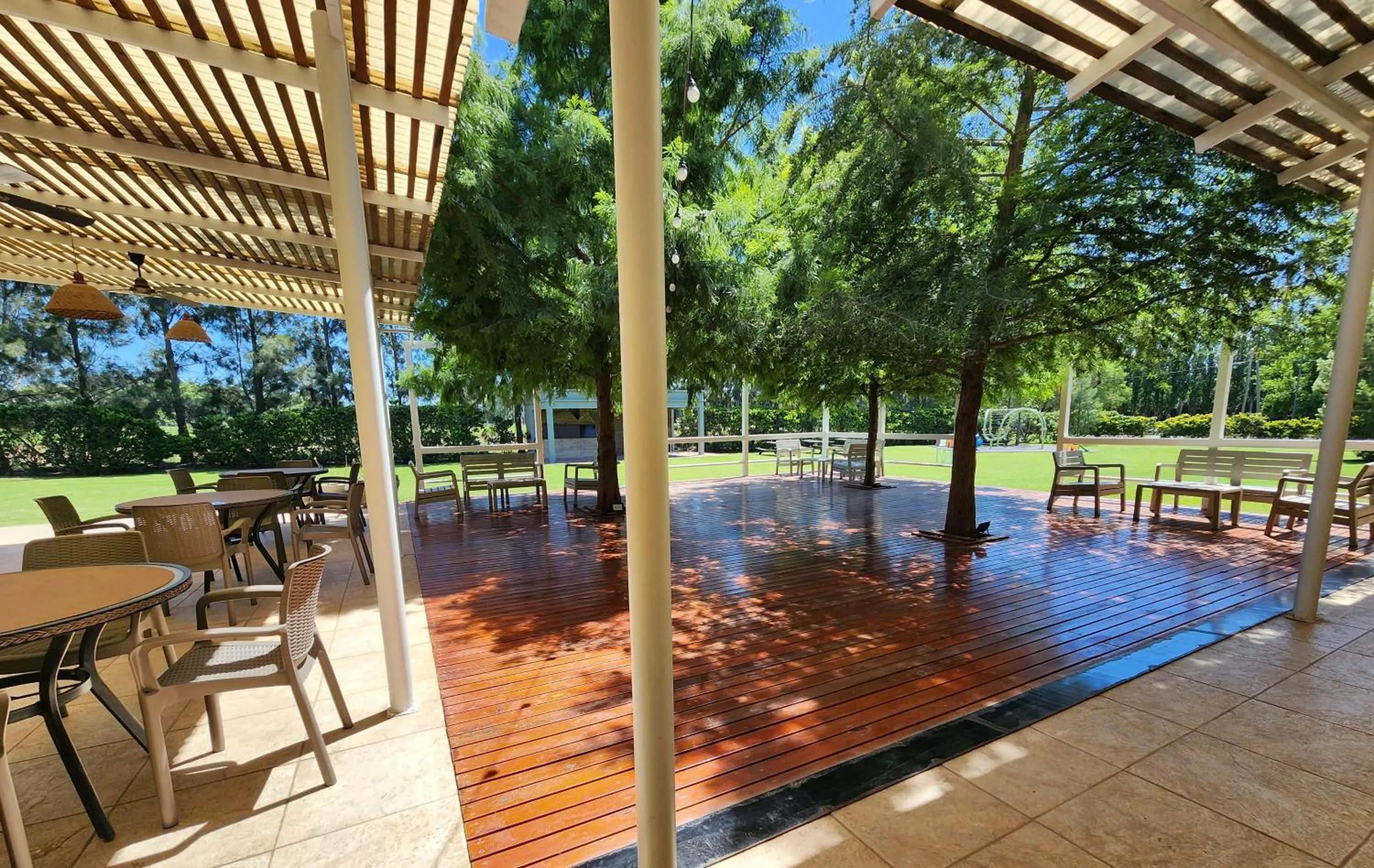 Howard Johnson Hotel & Resort Funes