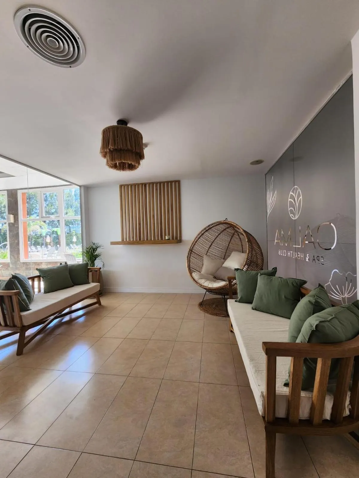 Howard Johnson Hotel & Resort Funes