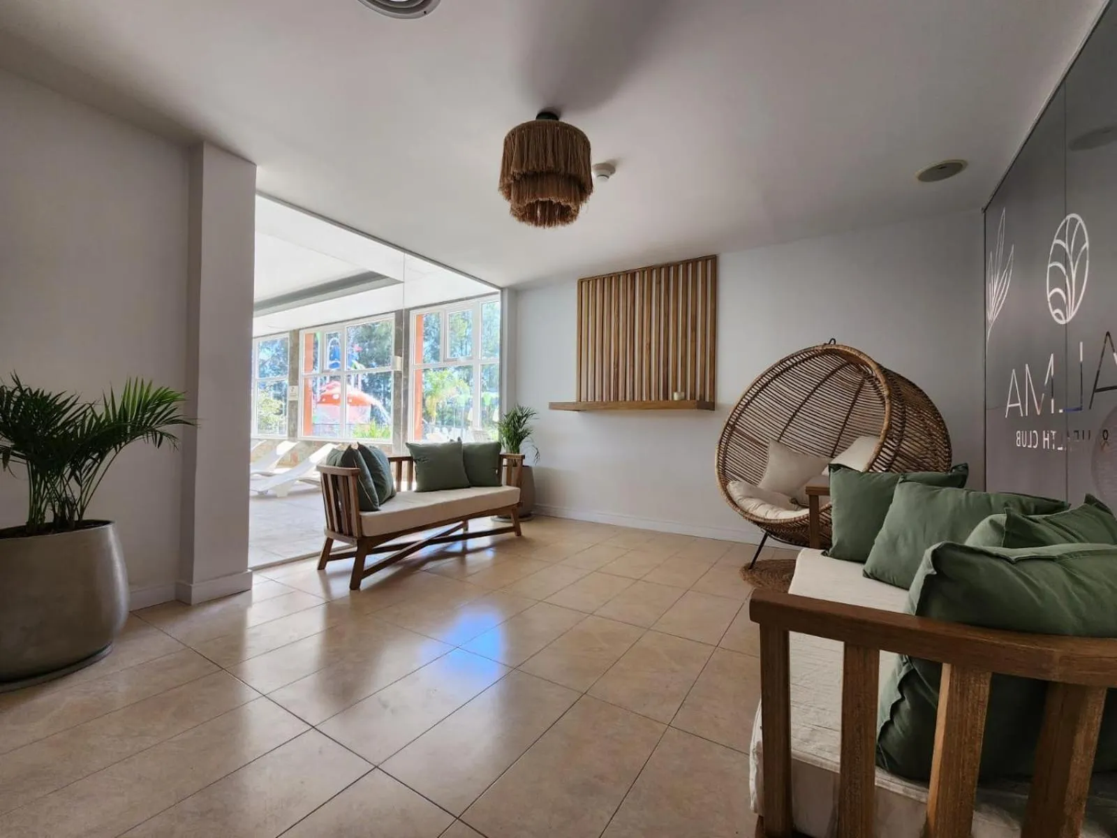 Howard Johnson Hotel & Resort Funes