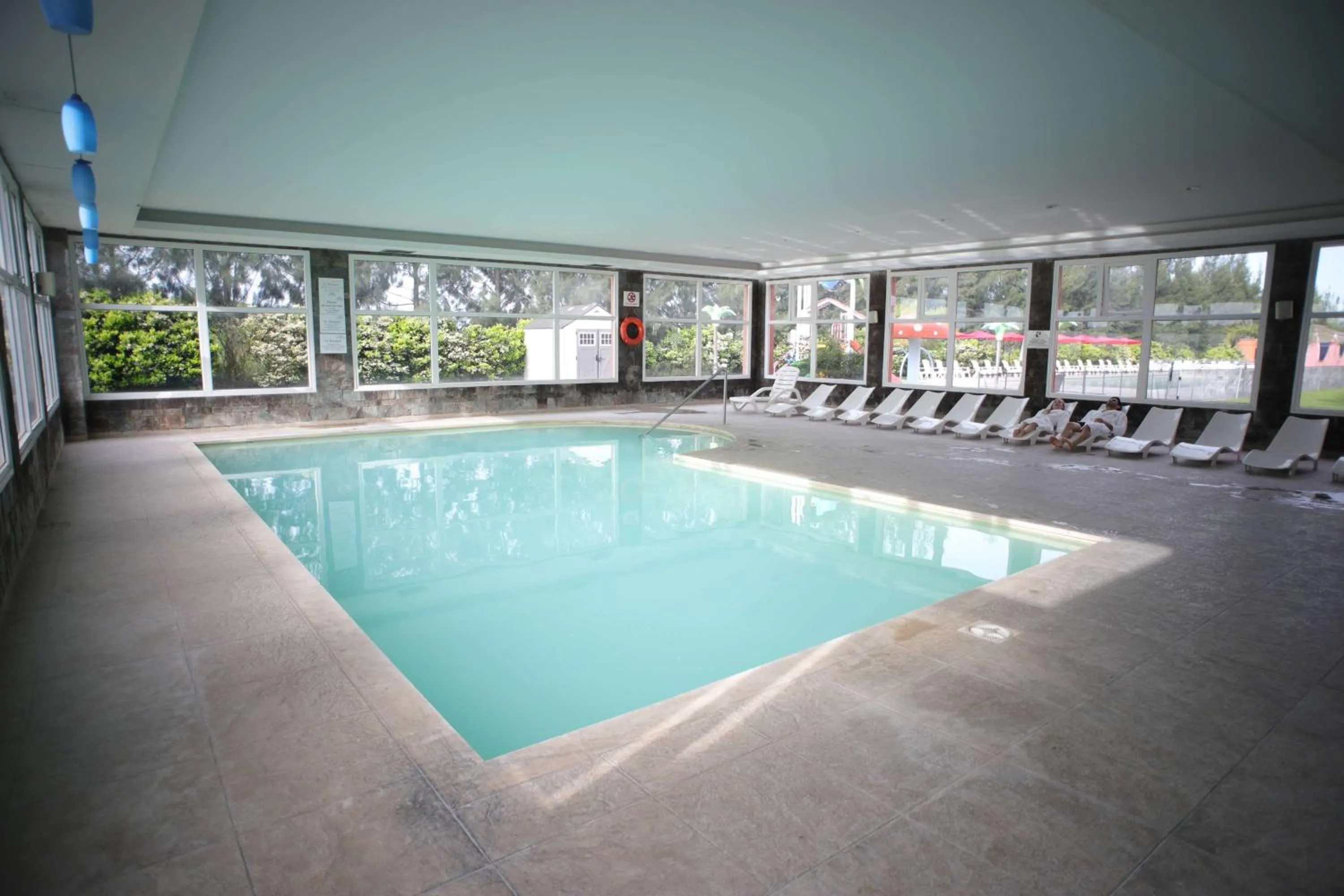 Pool view in Howard Johnson Hotel & Resort Funes