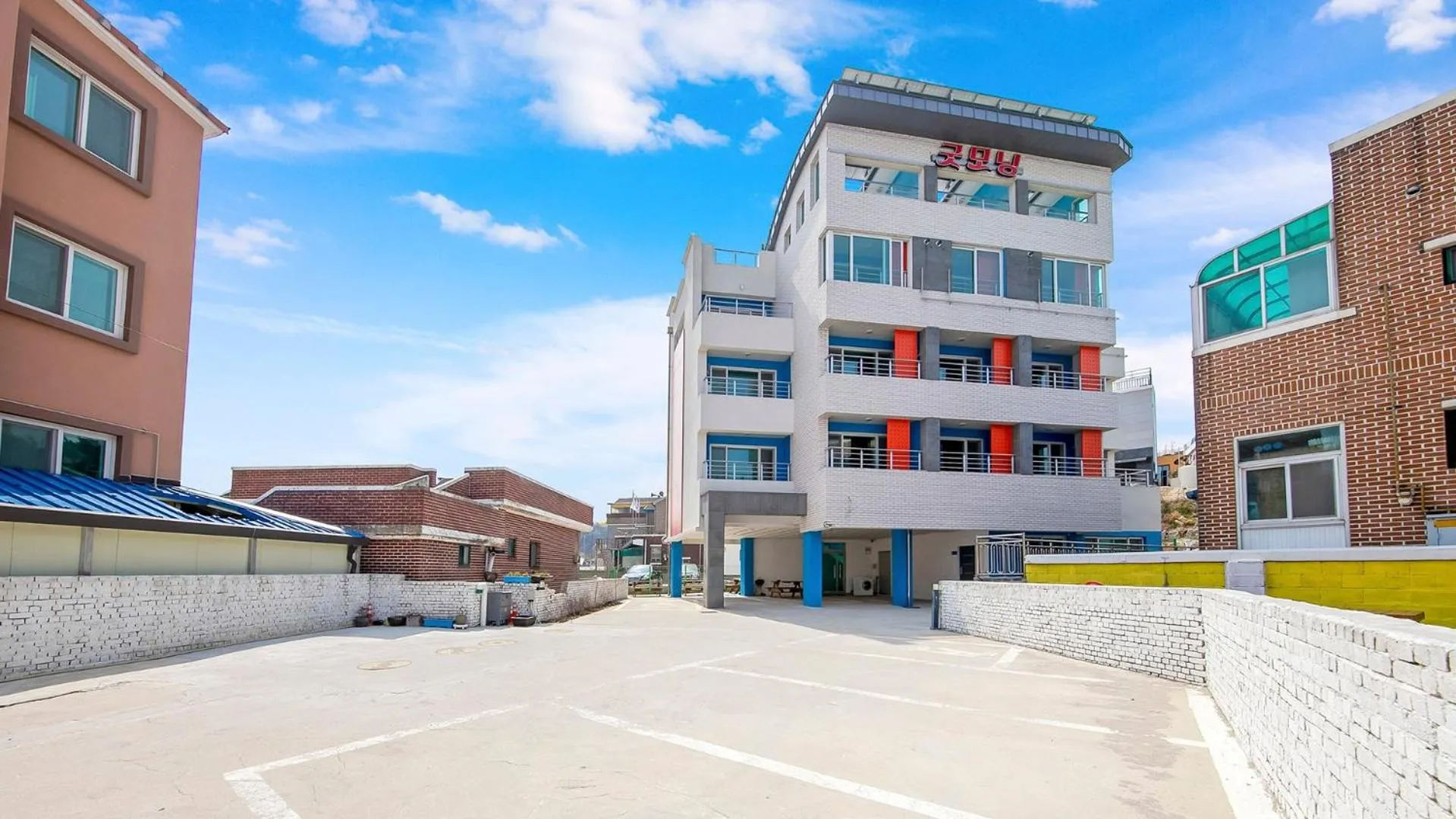 Samcheok Jangho Good Morning Pension