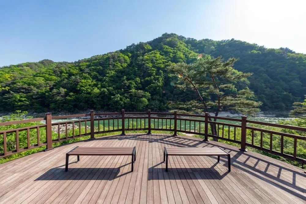 Inje Naerincheon Glamping