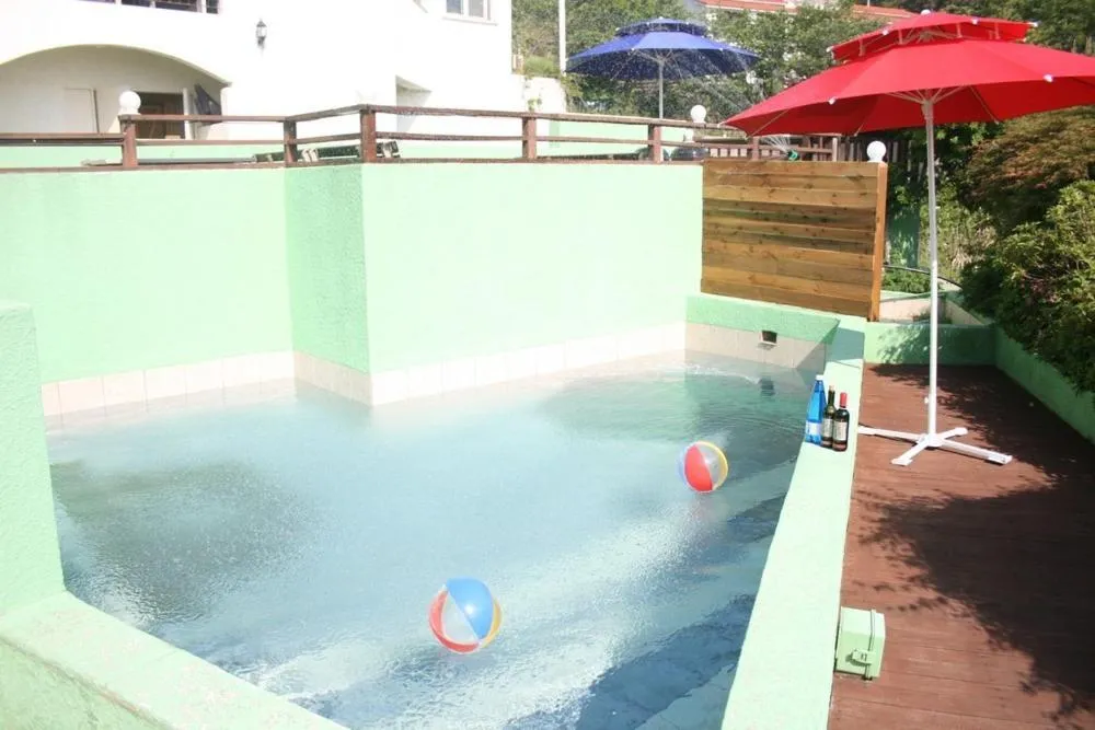 Taean Santorini Pension