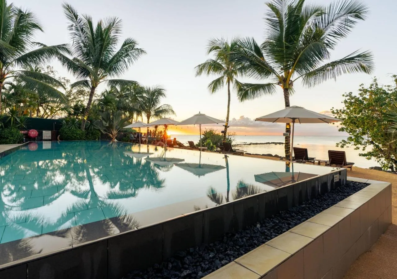 Swimming pool in Mystik Life Style by NEWMARK