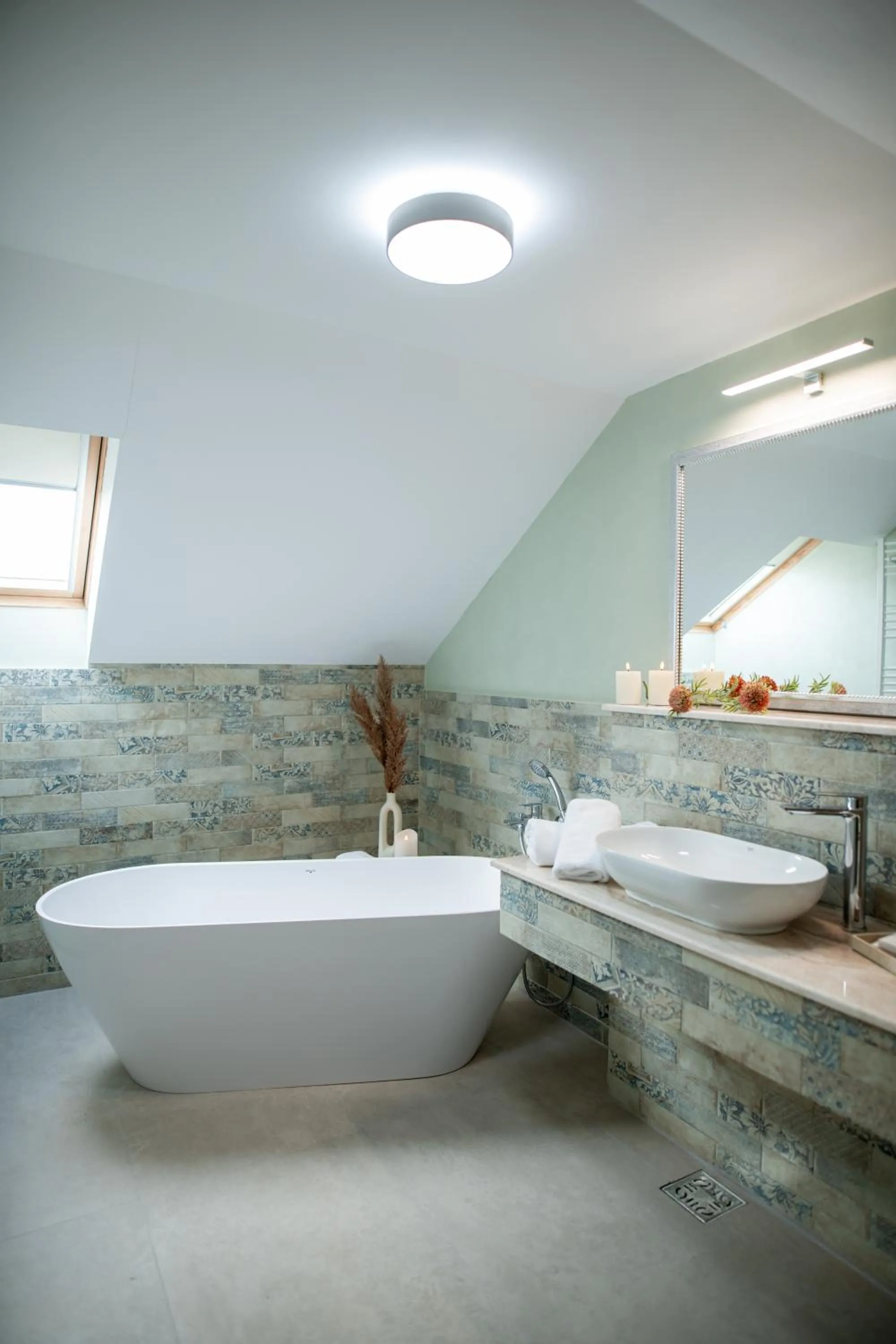 Bathroom in Olivia 9teen Hotel Boutique