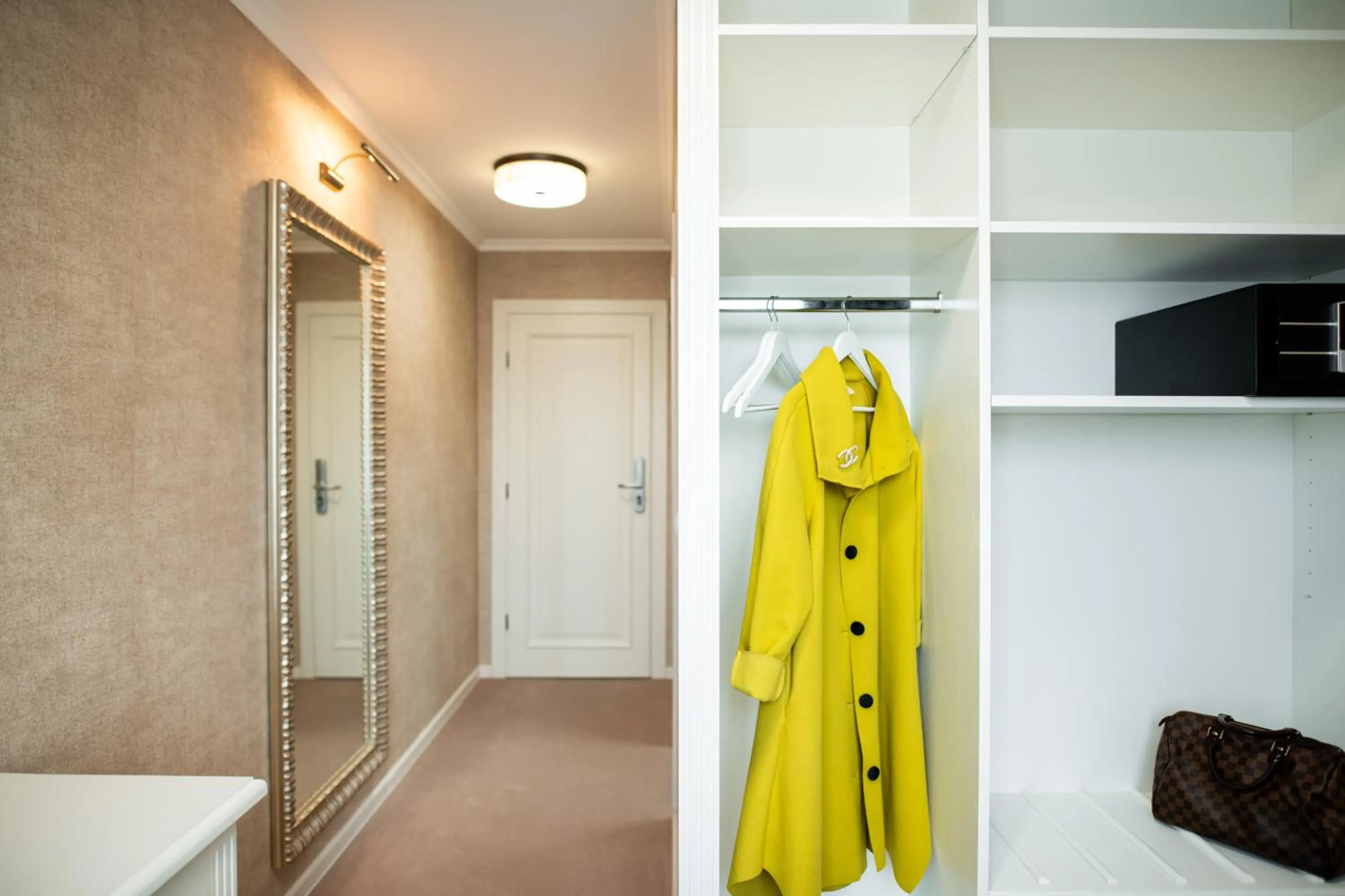 wardrobe in Olivia 9teen Hotel Boutique