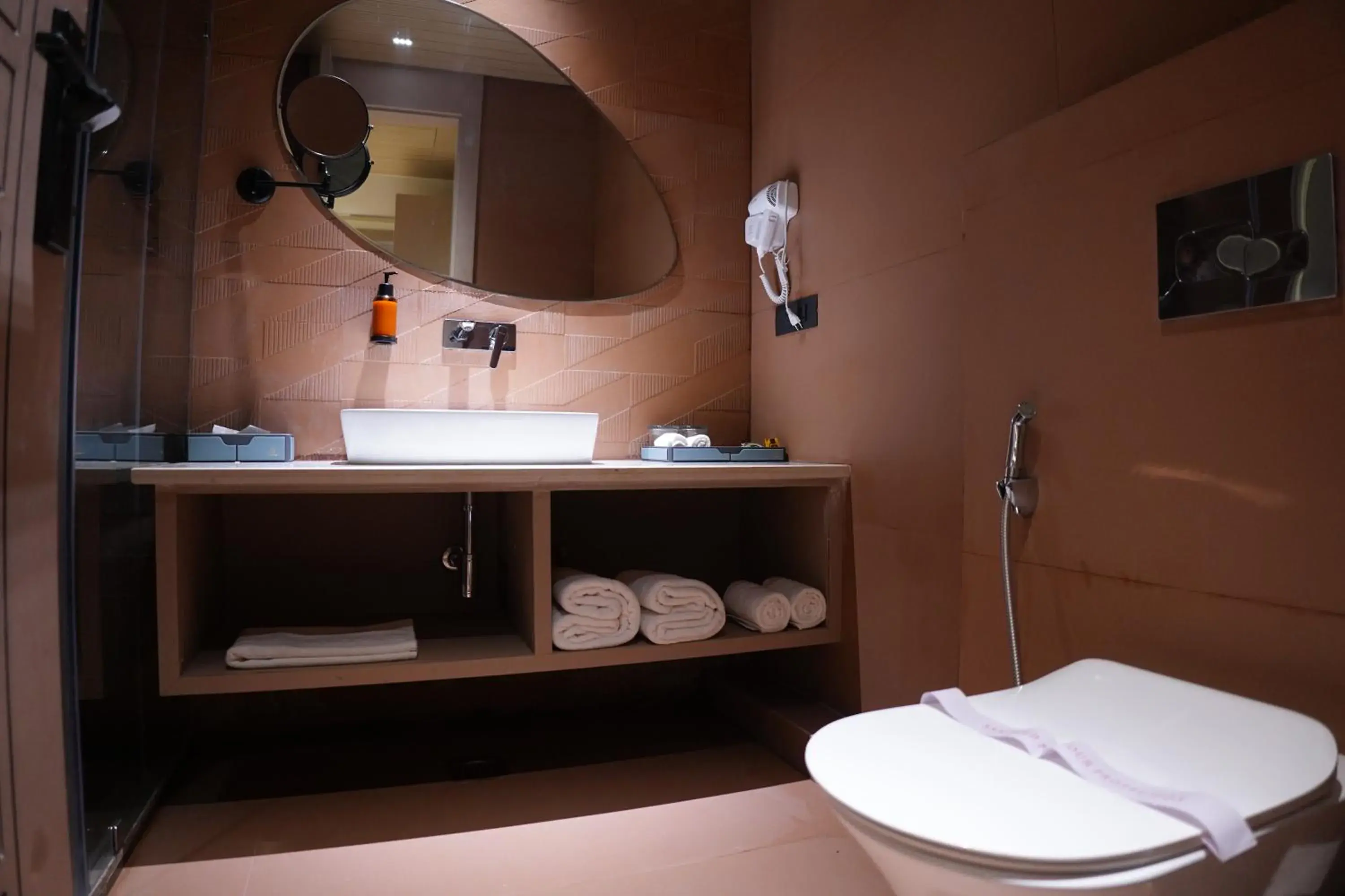 Deluxe Twin Room in The Pearl Petal Deluxe Twin Room in The Pearl Petal