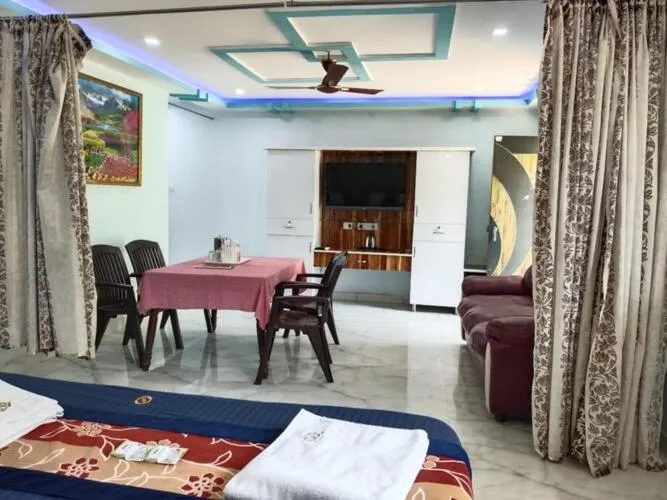 TV and multimedia in Thavika O Nila Resort & Convention Centre