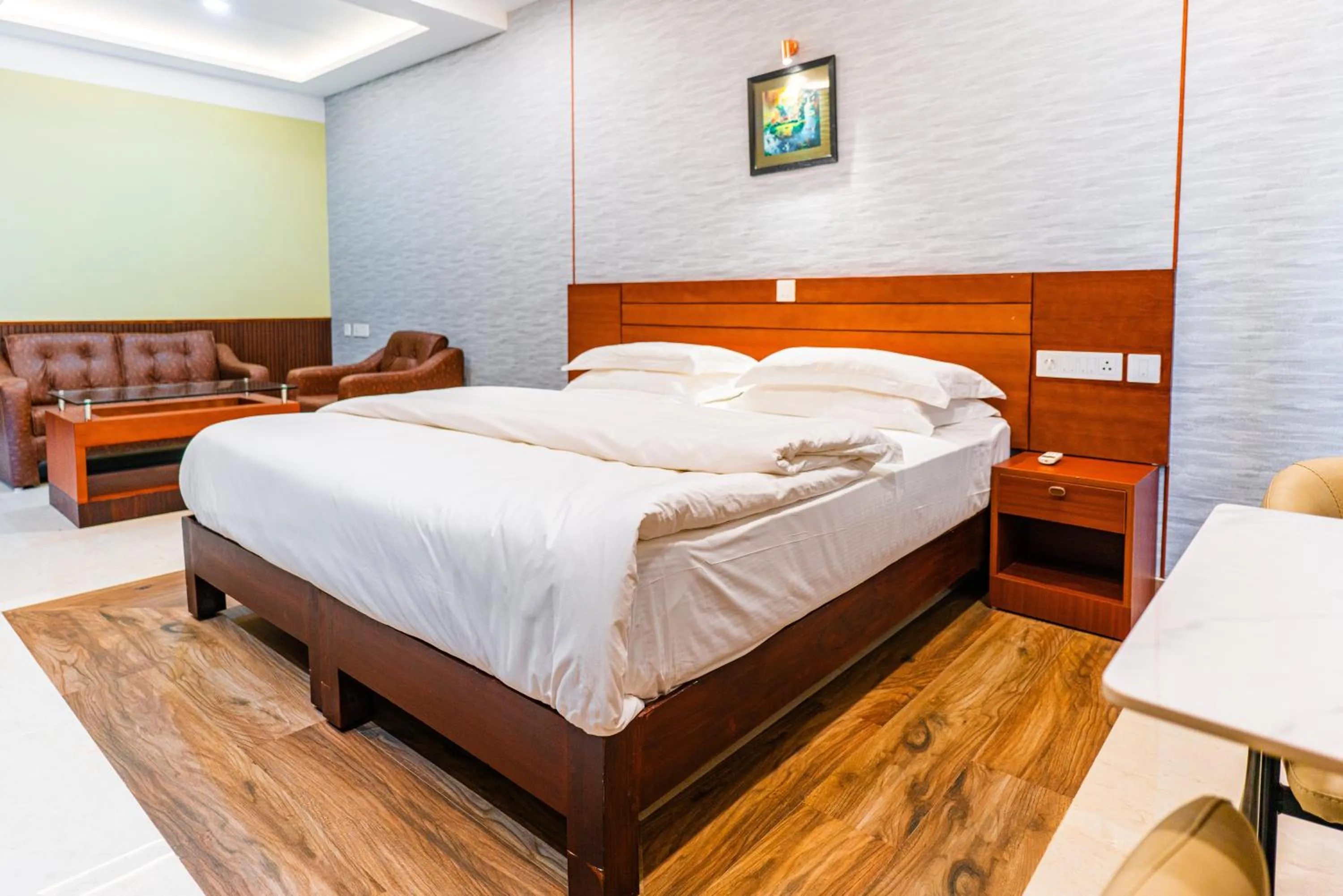 Bed in Misty Rock Hotels