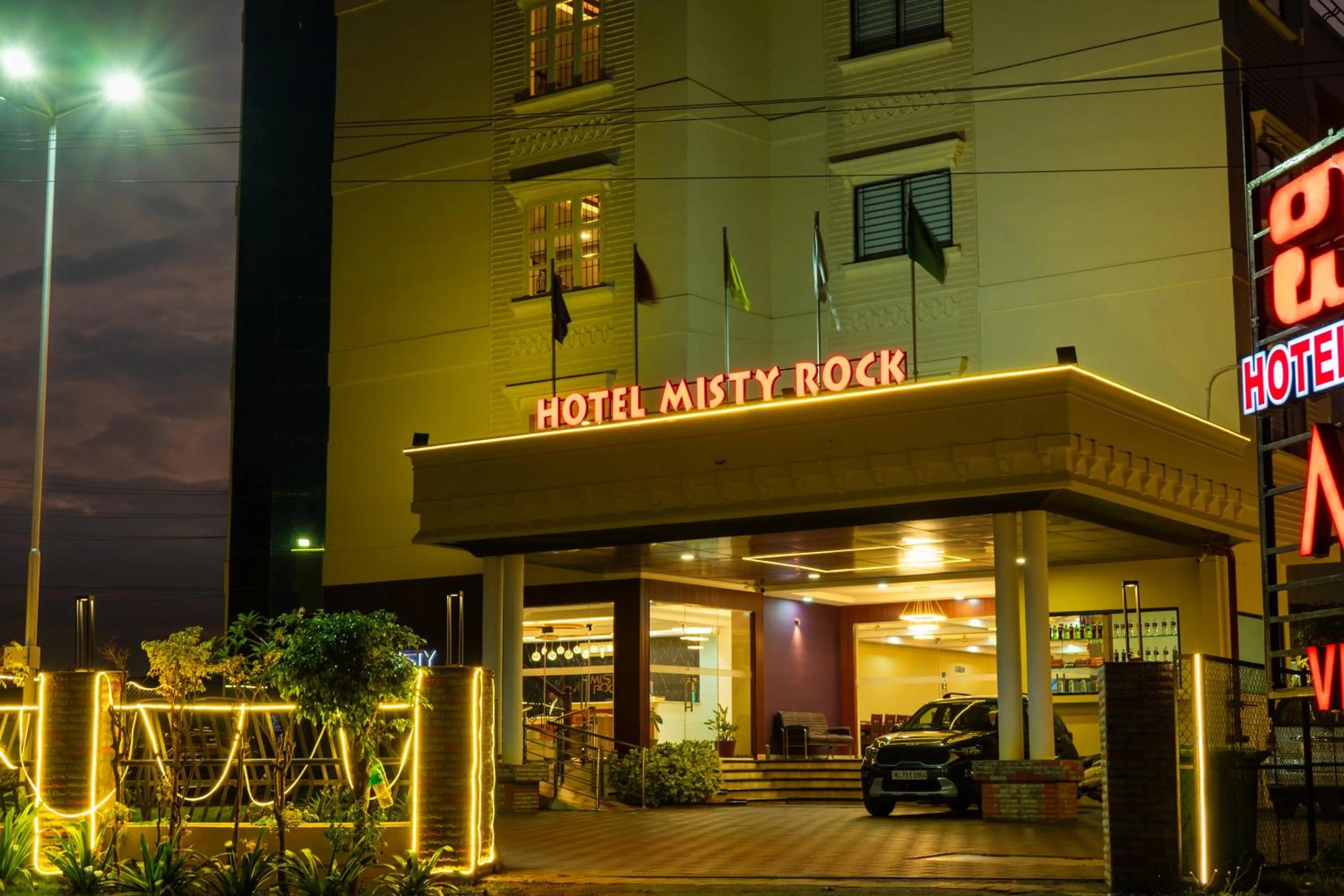 Property building in Misty Rock Hotels