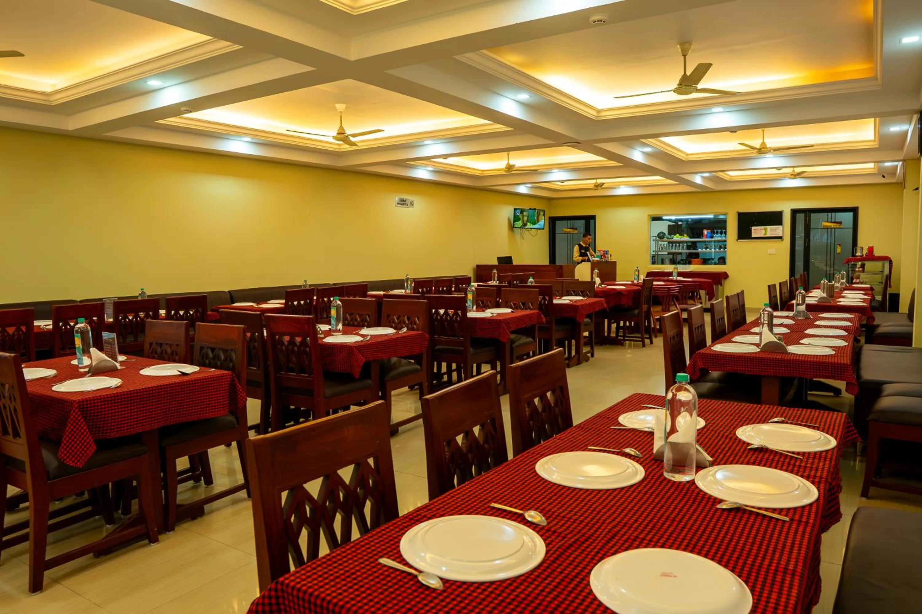 Restaurant/places to eat in Misty Rock Hotels