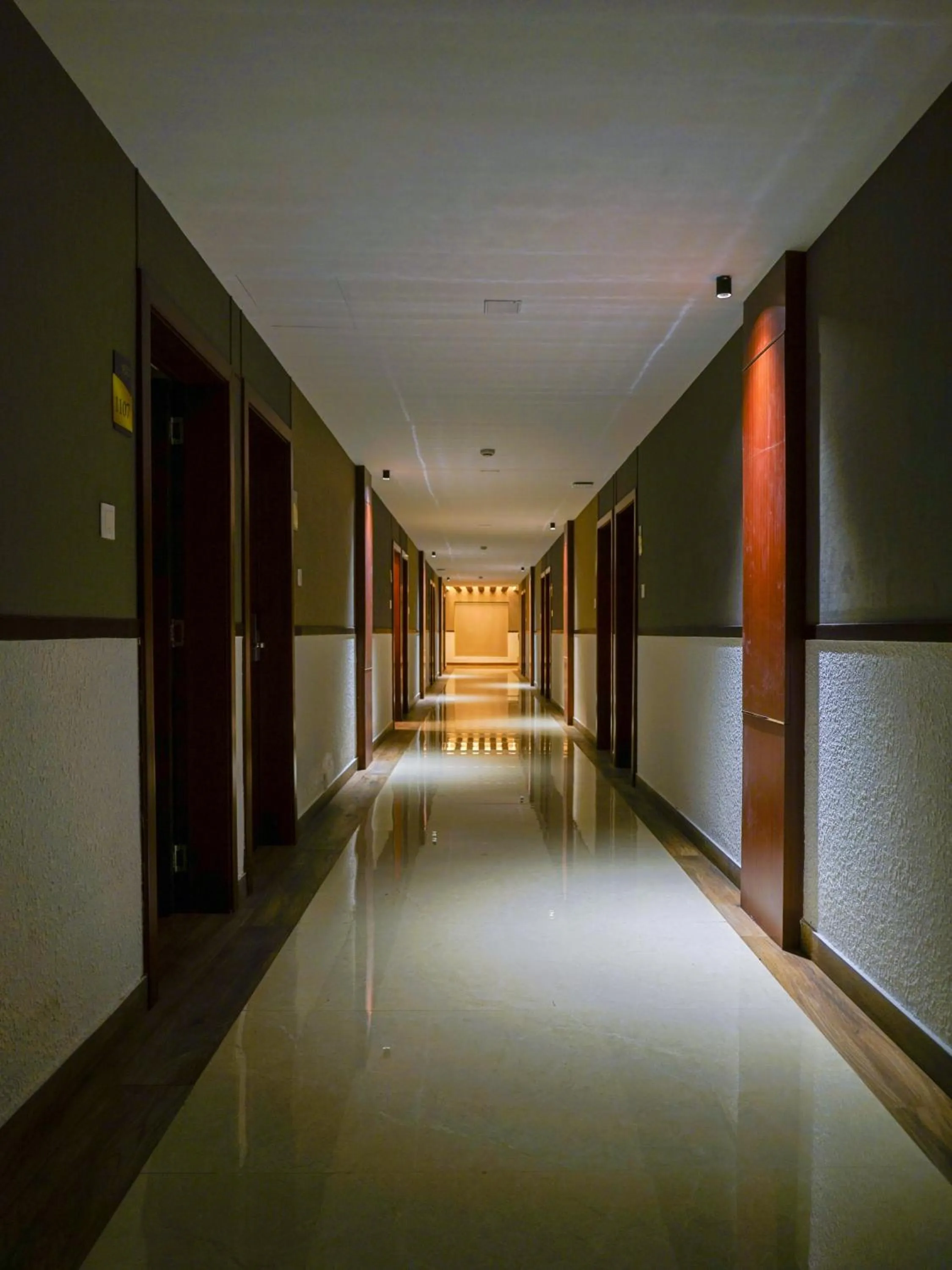 Property building in Misty Rock Hotels