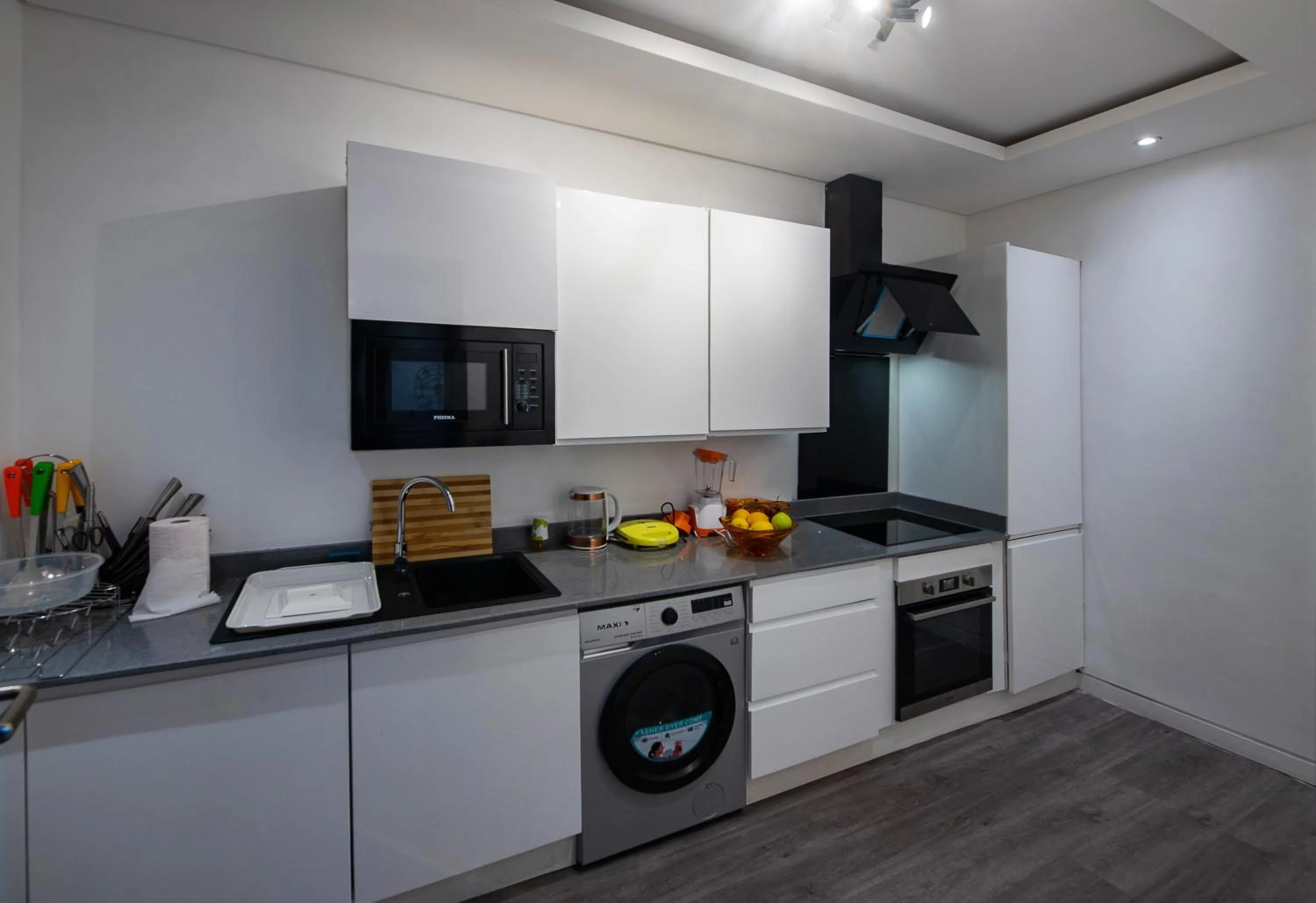 Kitchen or kitchenette in George Residence Lekki