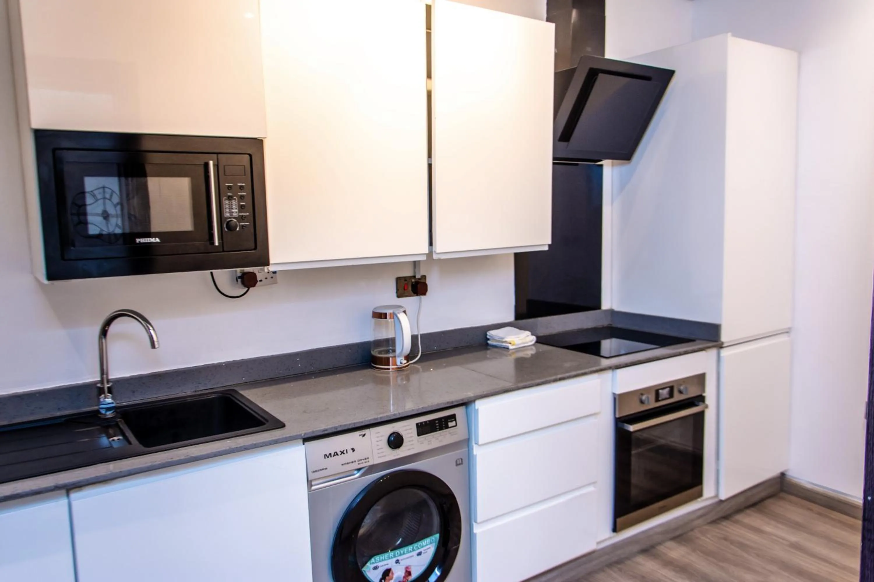 Kitchen or kitchenette in George Residence Lekki